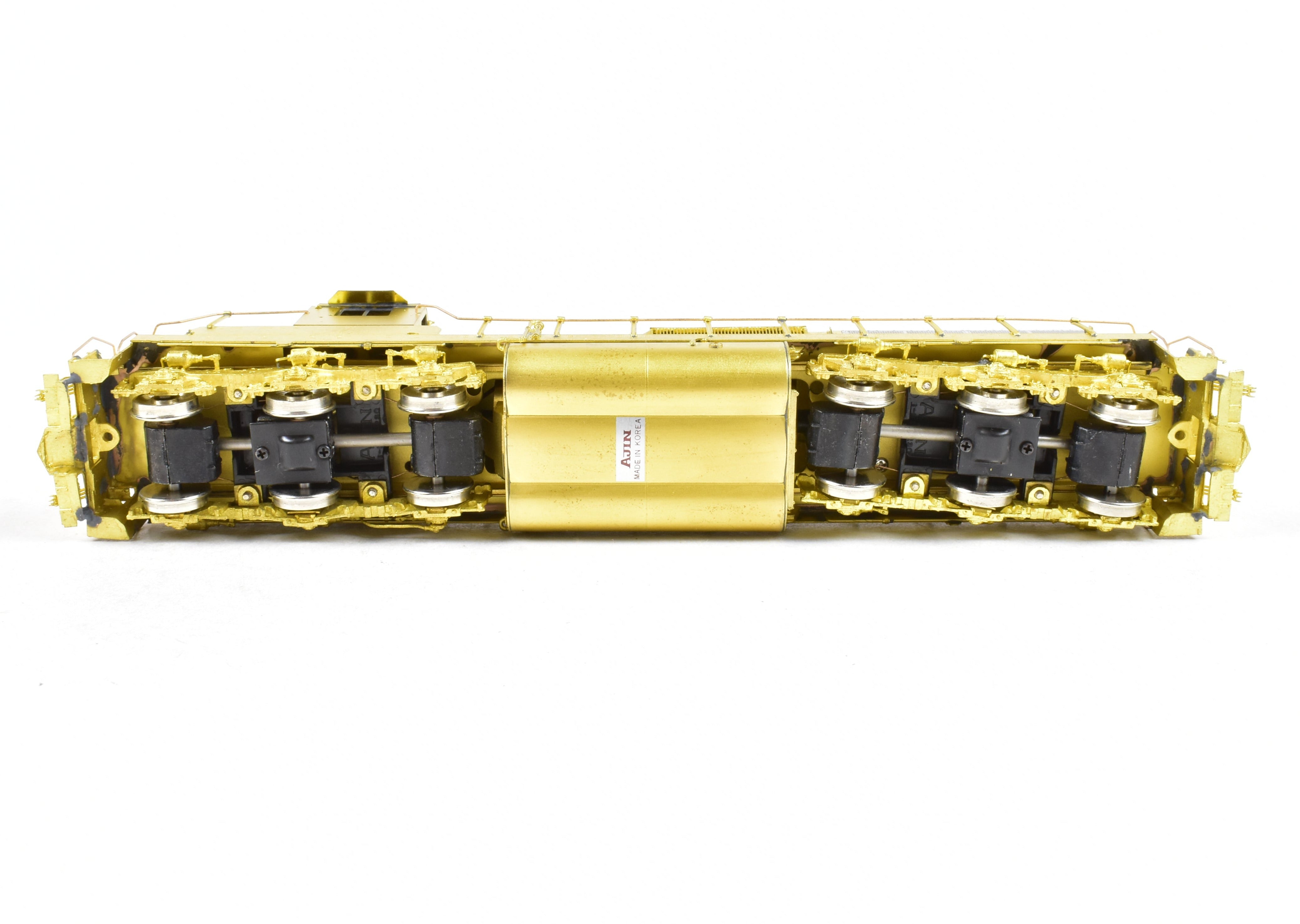 HO Scale Brass Locomotive Model by Overland Models, Inc. (OMI) - ATSF - Santa Fe EMD SD24 #4500 - 4579 from the 1970s Era