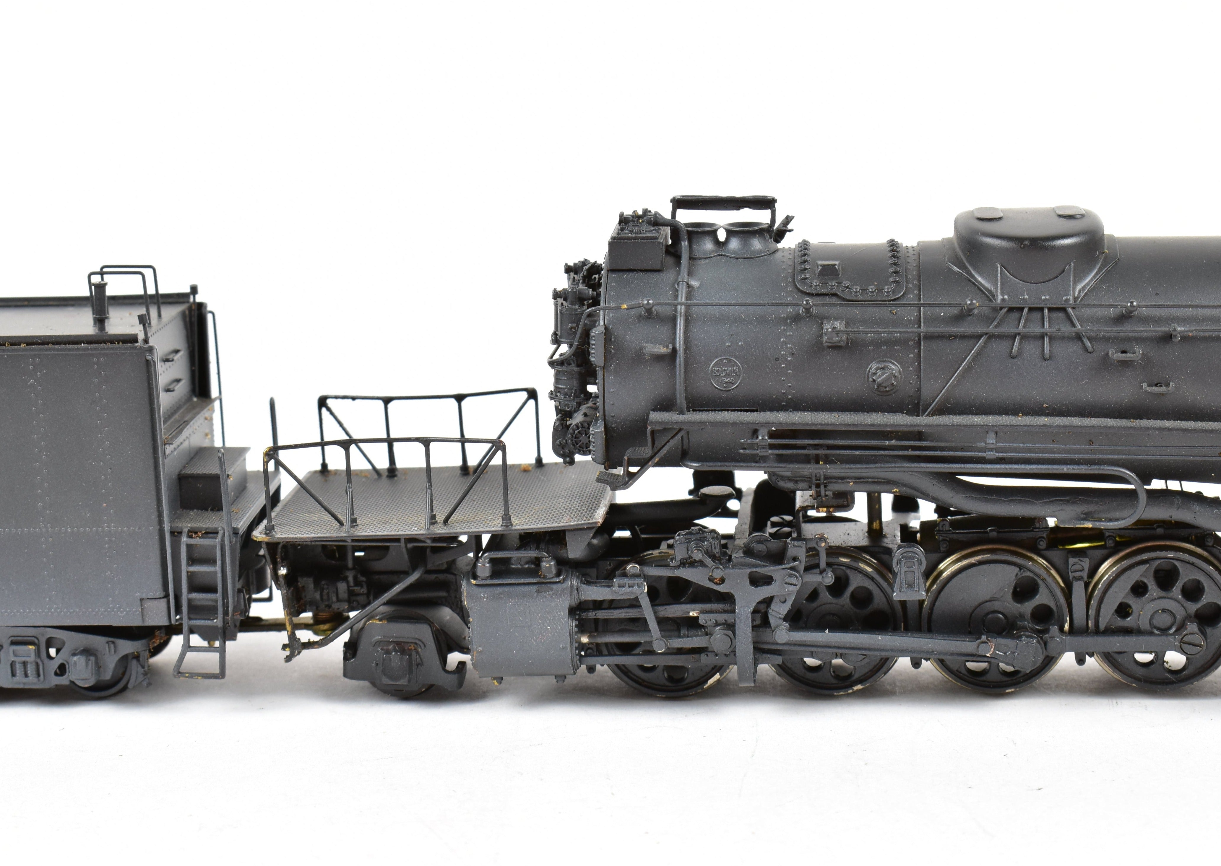 HO Scale Brass Balboa Southern Pacific AC - 12 4 - 8 - 8 - 2 Cab Forward #4283 Weathered Model