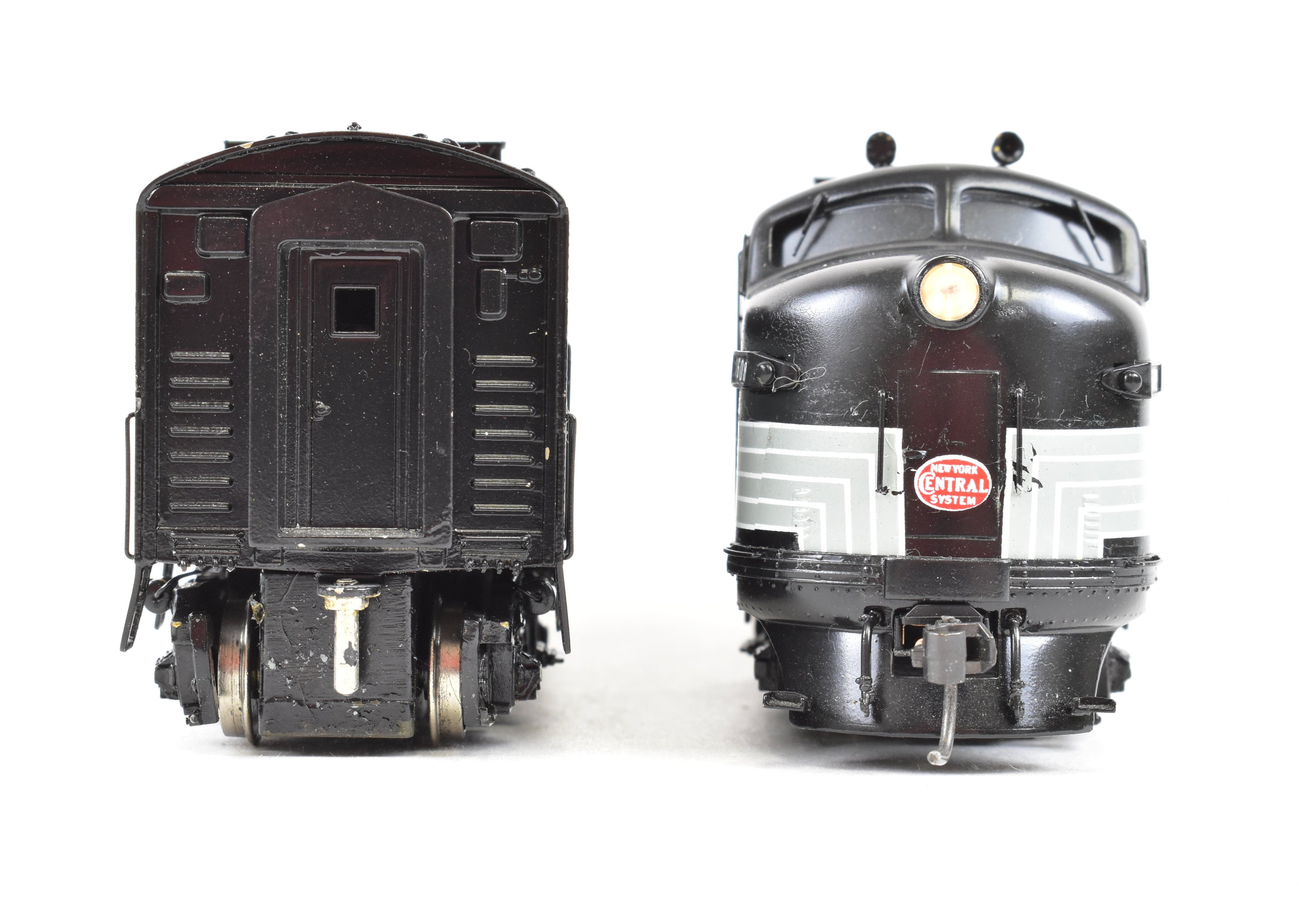 Dual Powered HO Brass Hallmark NYC New York Central EMD FT A/B Set