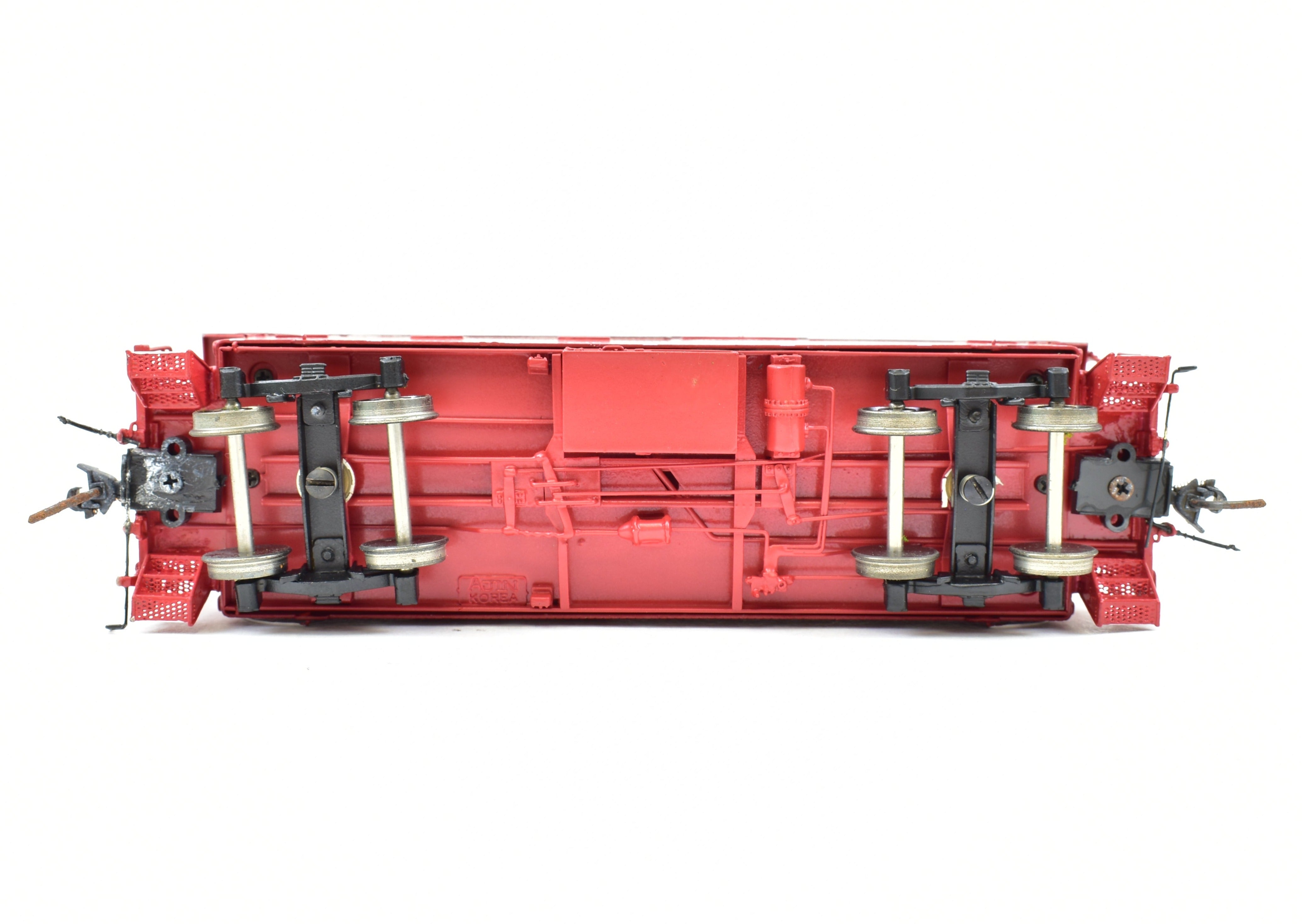 HO Brass OMI Overland Models' Great Northern 30' Factory - Painted Wood Caboose No. X - 213