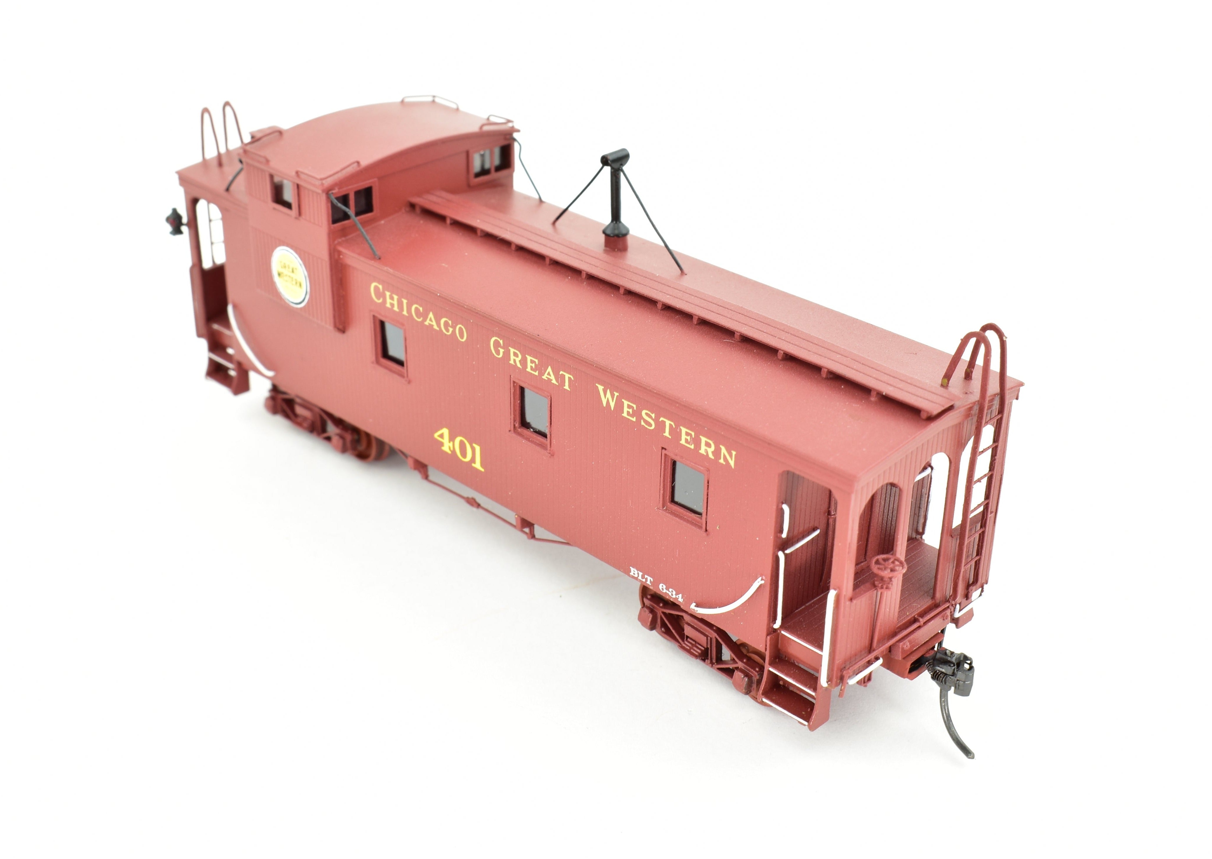 HO Scale Brass Oriental Limited Chicago Great Western Caboose with Professionally Painted Finish