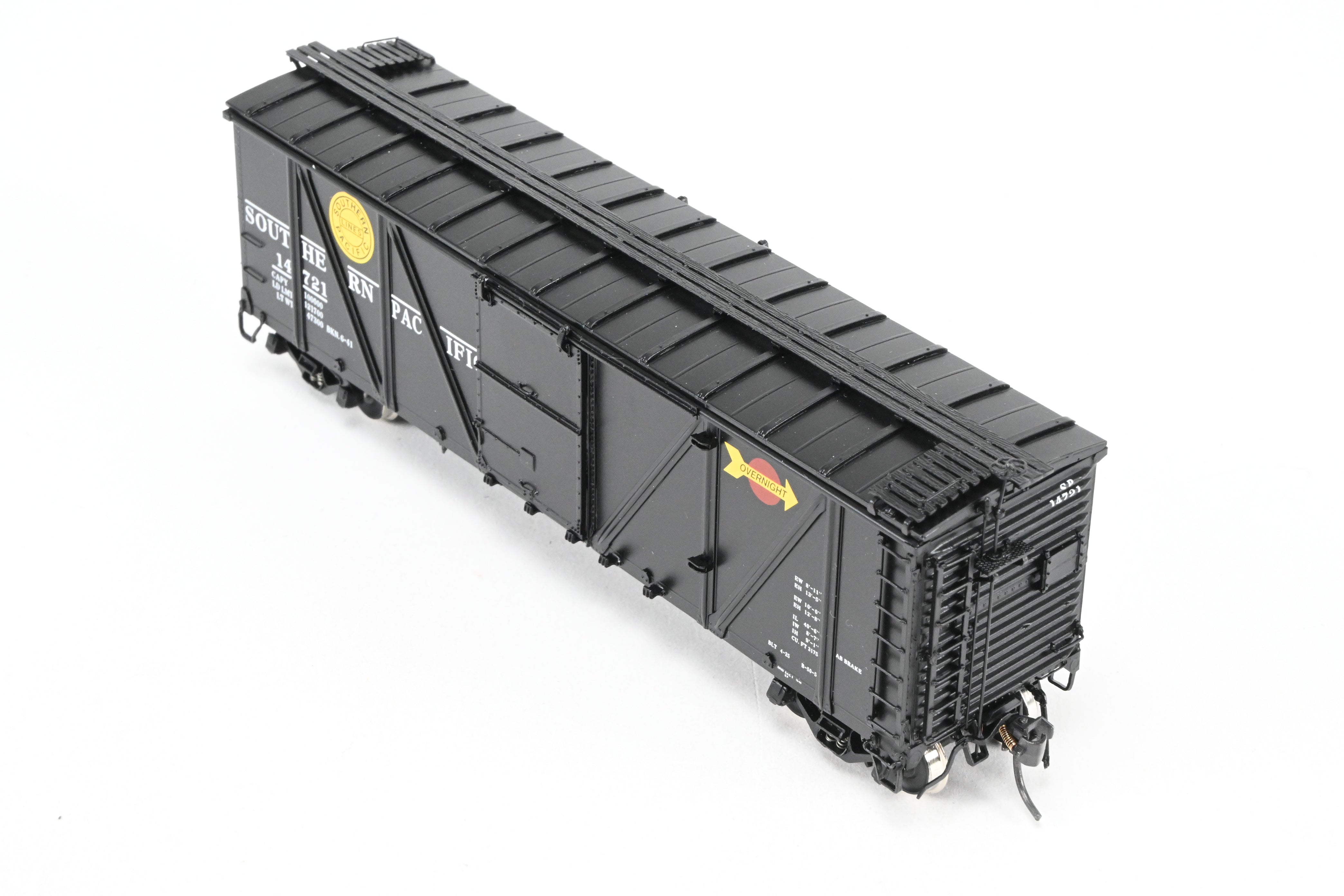 HO Scale Brass Box Car - Challenger Imports SP - Southern Pacific Class B - 50 - 15 Outside Braced Steel Sheathed Box Car with Murphy Radial Roof, Factory Painted for Overnight Service #14721