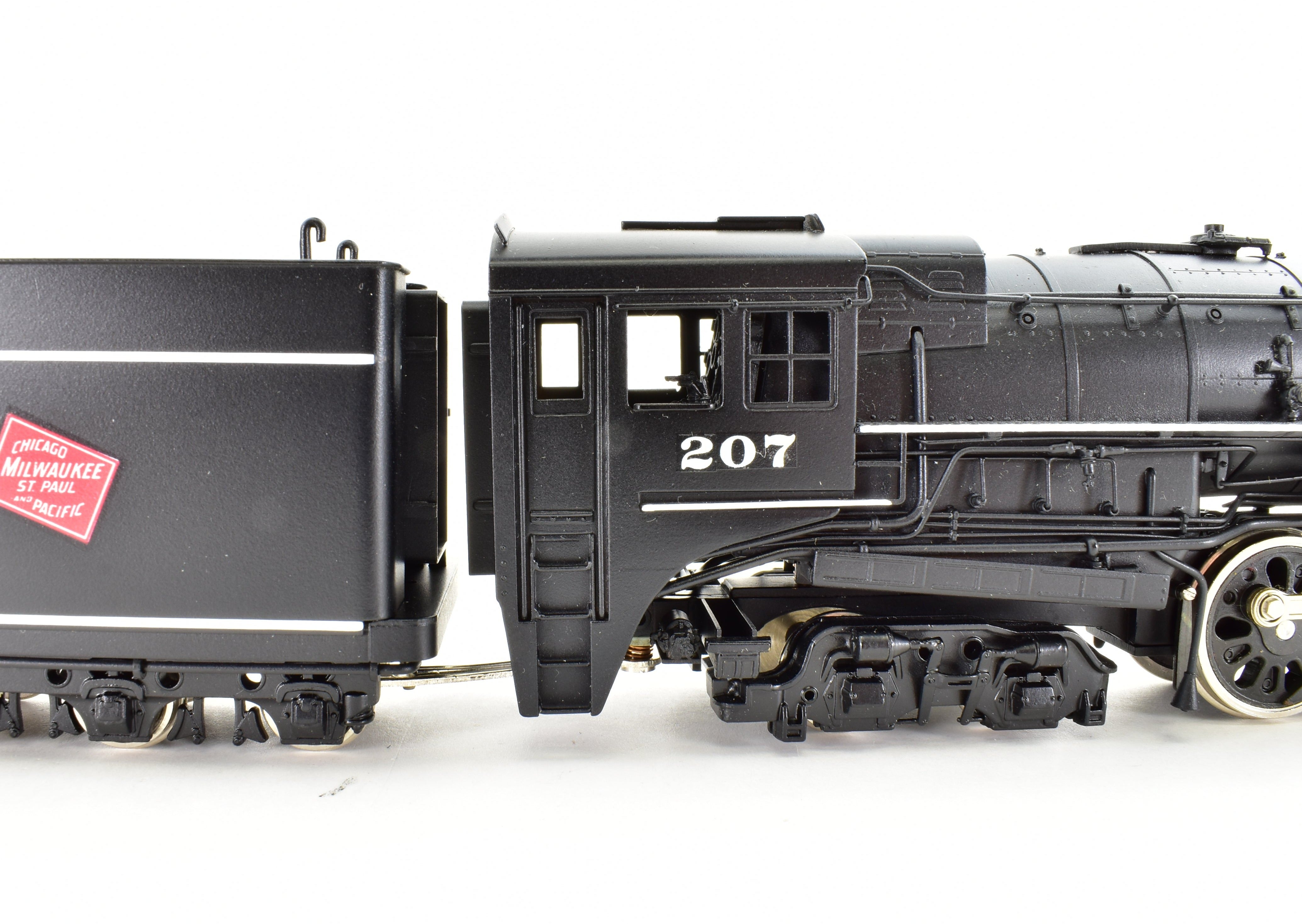 Rare HO Scale Brass Model Train - PFM Fujiyama Milwaukee Road 4-8-4 Class S-2 1985 Factory Painted