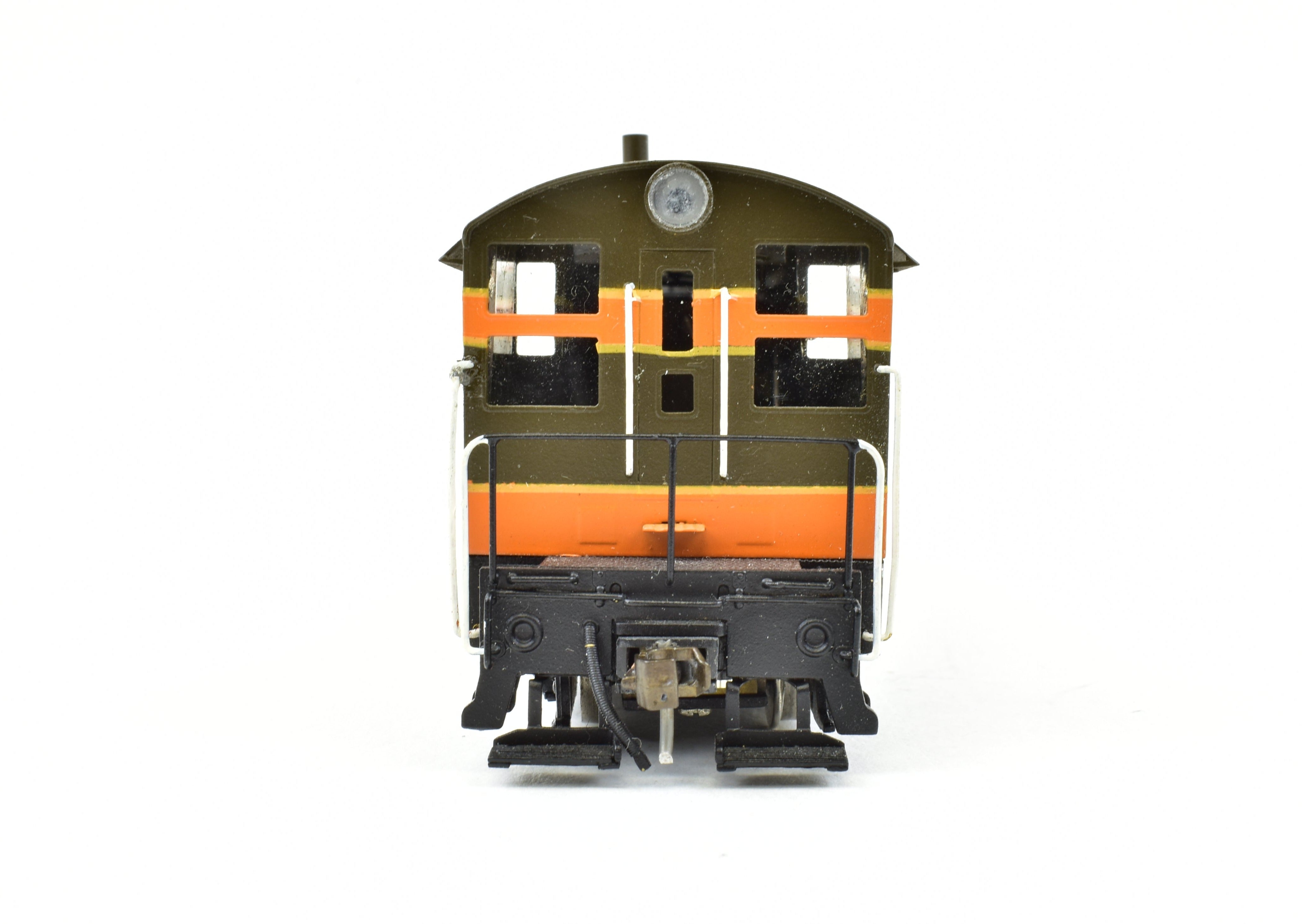 HO Scale Brass Hallmark Models GN - Great Northern Baldwin VO - 1000 Diesel Switcher Professionally Painted Model Train