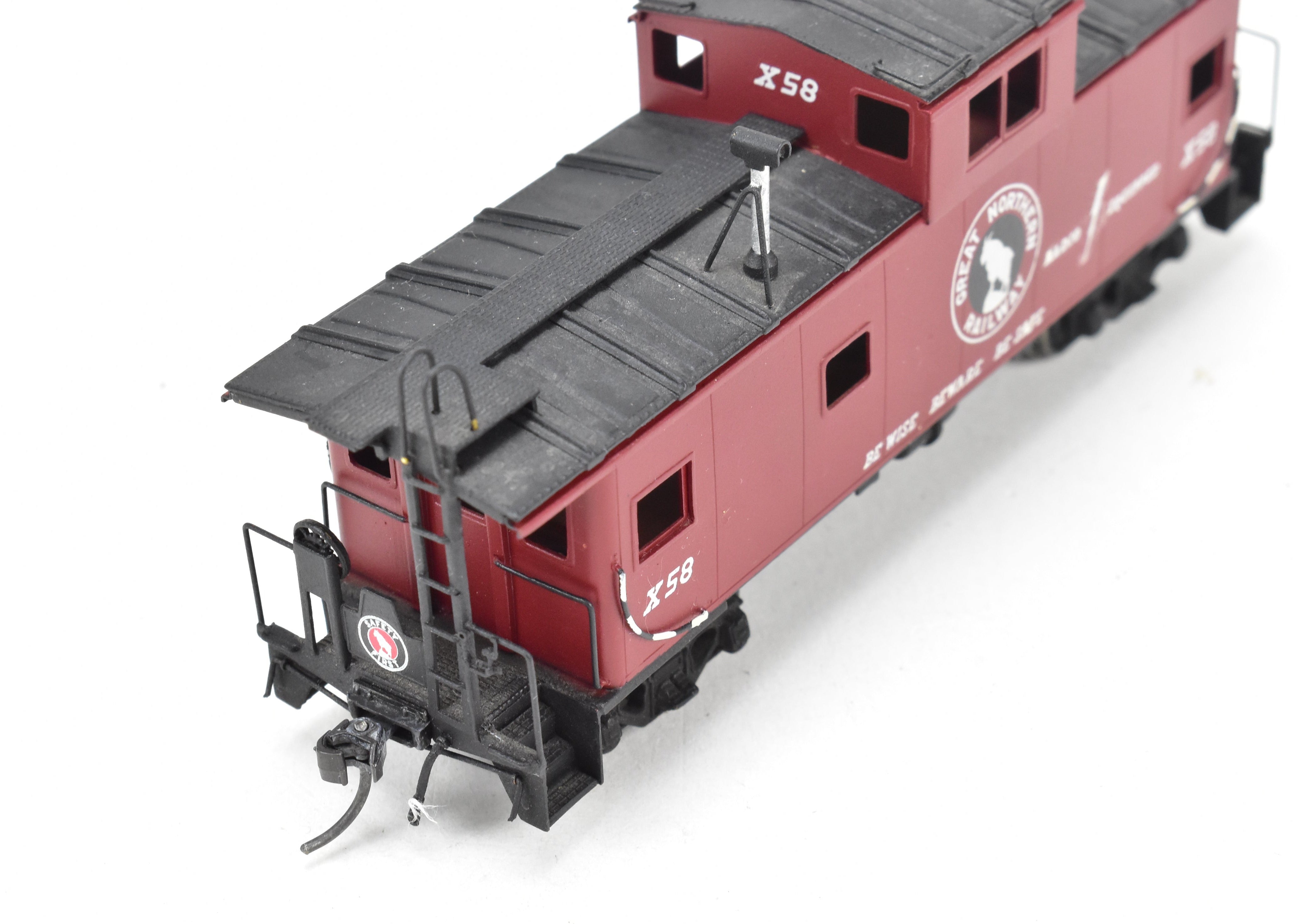 HO Scale Brass Model - Oriental Limited Great Northern Caboose X41 - 95, Custom - Painted C/P #X58