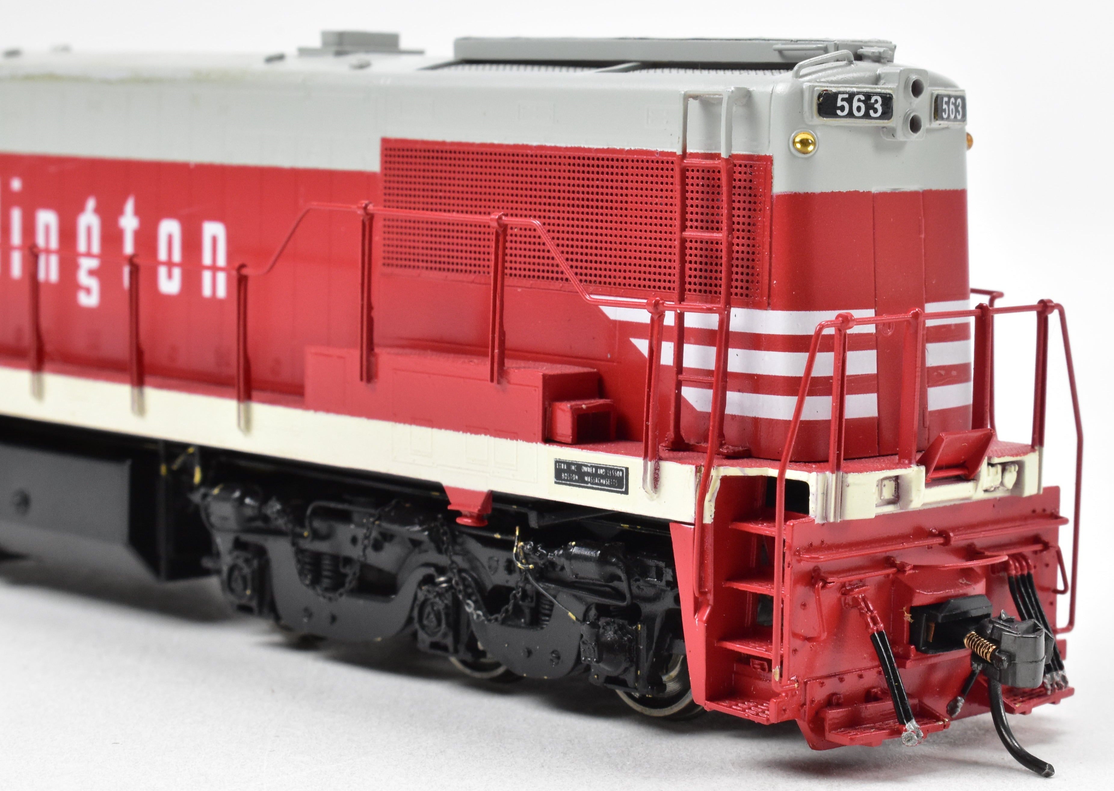 HO Brass OMI CB&Q Burlington Route GE U-28C (U-25C Carbody) Pro-Paint #563