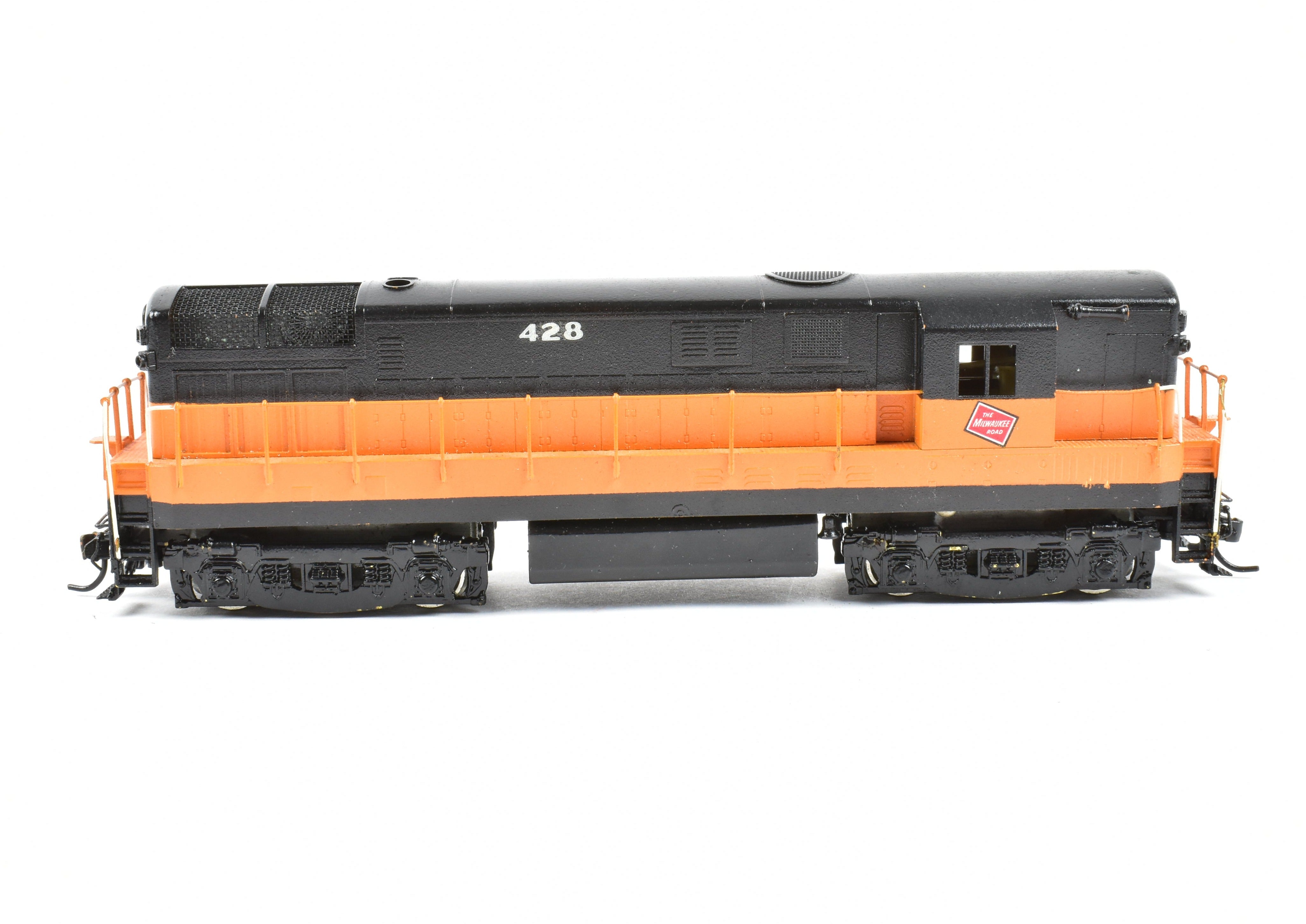 HO Scale Brass Red Ball Milwaukee Road H-16-44 Baby Trainmaster Model