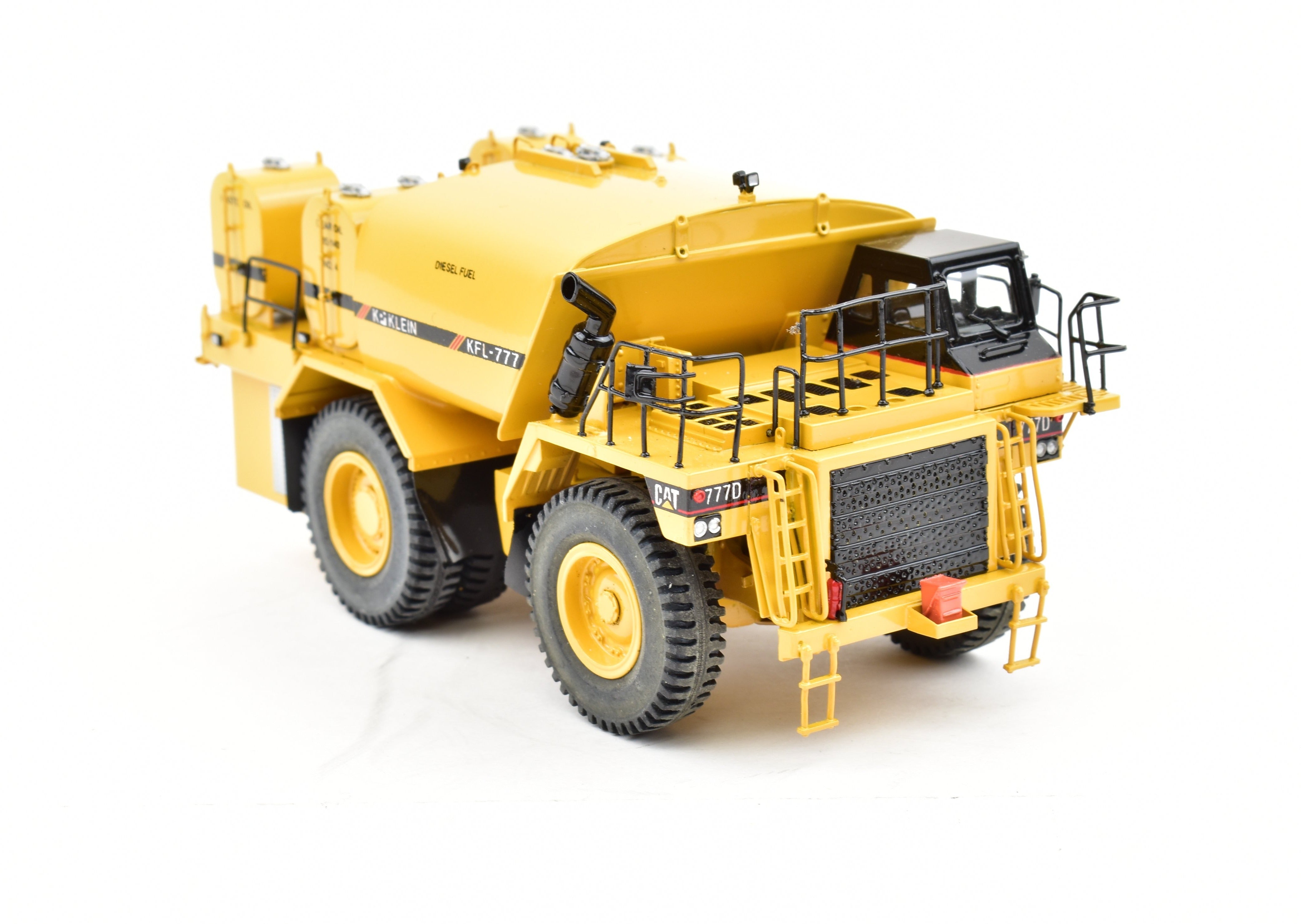 High - Quality HO Brass Construction Model - CON CCM Models No. 30020 Caterpillar KFL - 777D with Klein Fuel and Lubrication Body