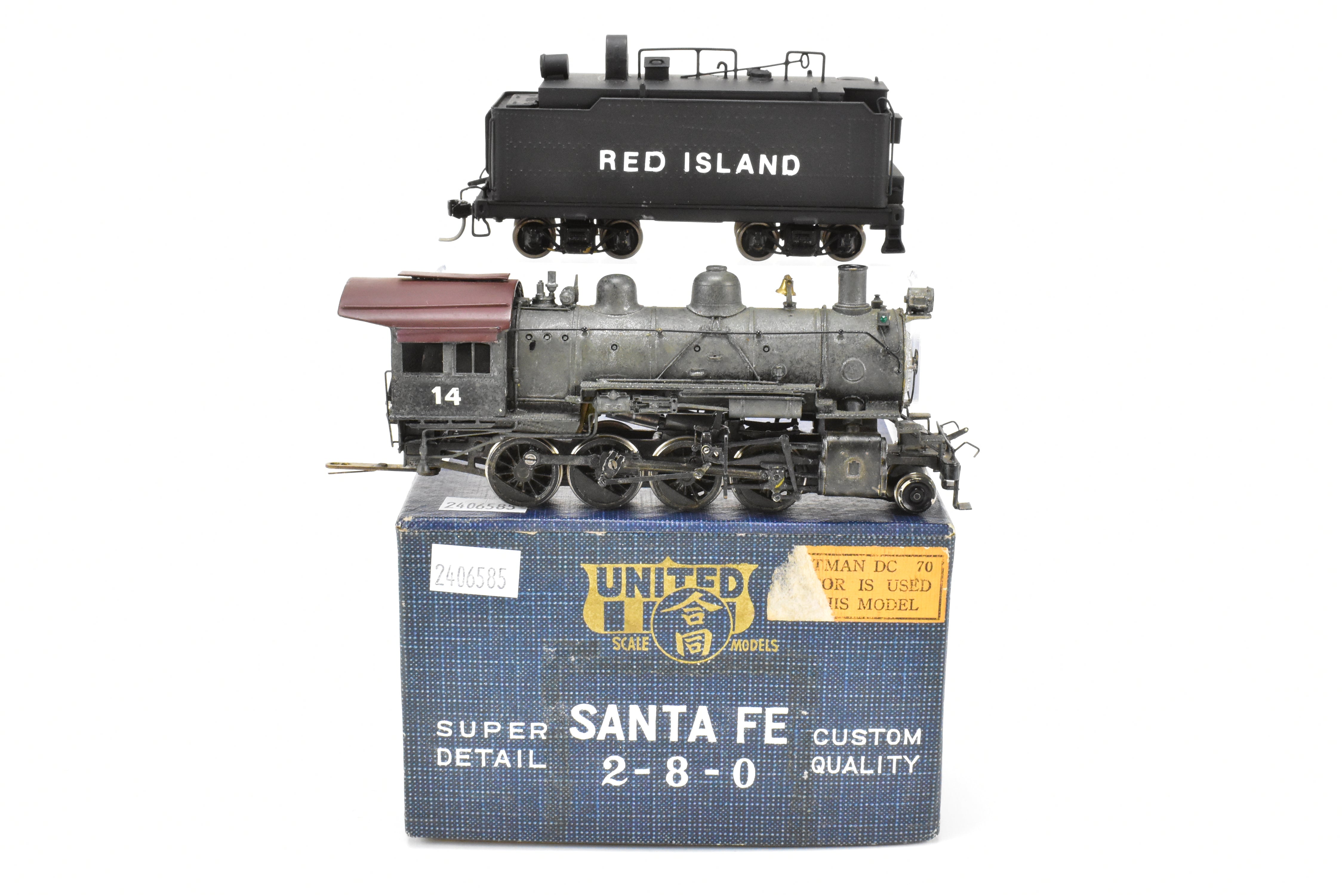 High - Quality HO Scale Brass Pacific Fast Mail Model Train - United ATSF - Santa Fe 2 - 8 - 0 Consolidation Pacific Fast Mail in Private Road Red Island #14, Sold As - Is Condition