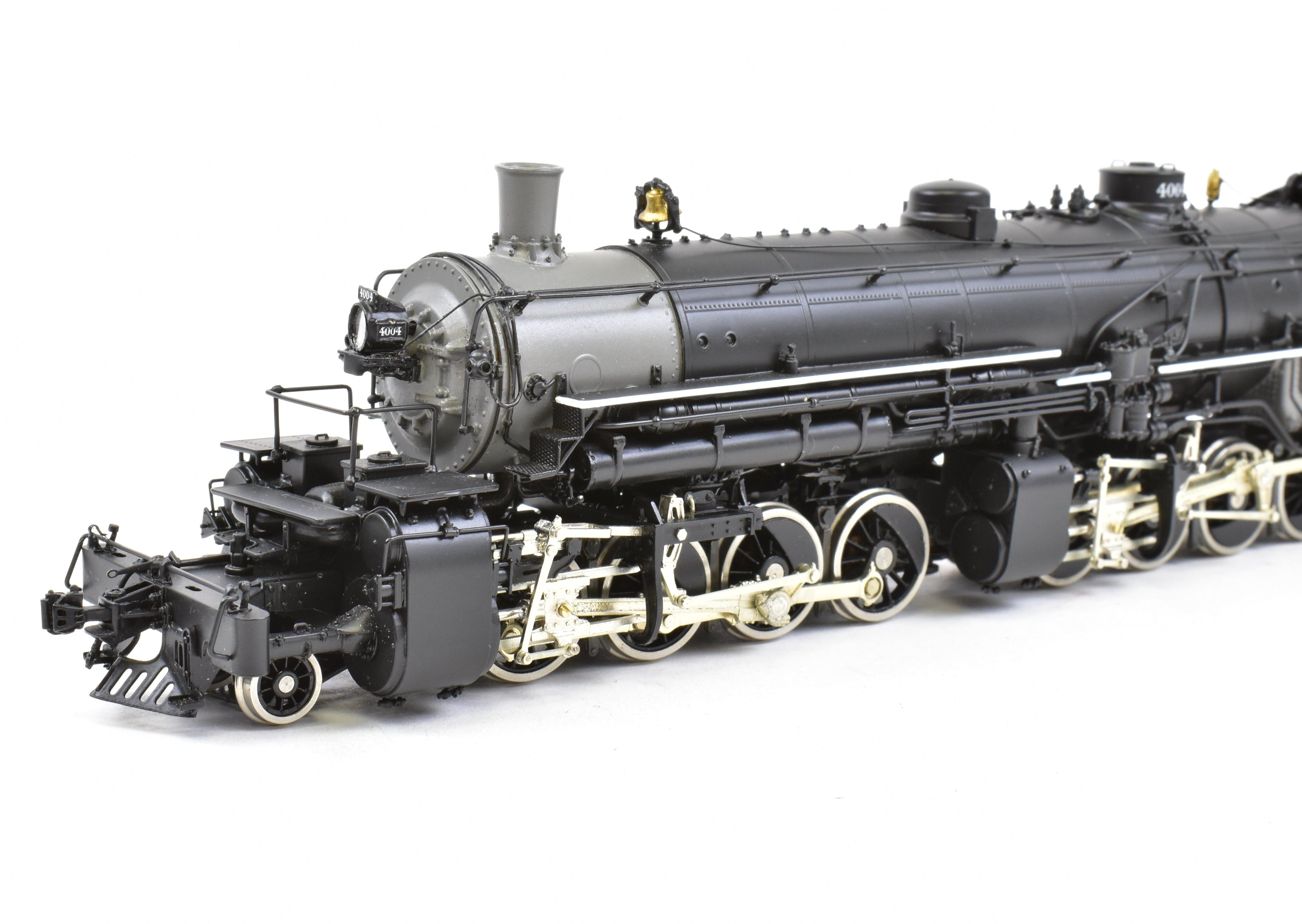 HO Scale Brass Model Train - W&R Enterprises Northern Pacific Class Z - 2 2 - 8 - 8 - 2 Version 3 Factory Painted Locomotive No. 4004