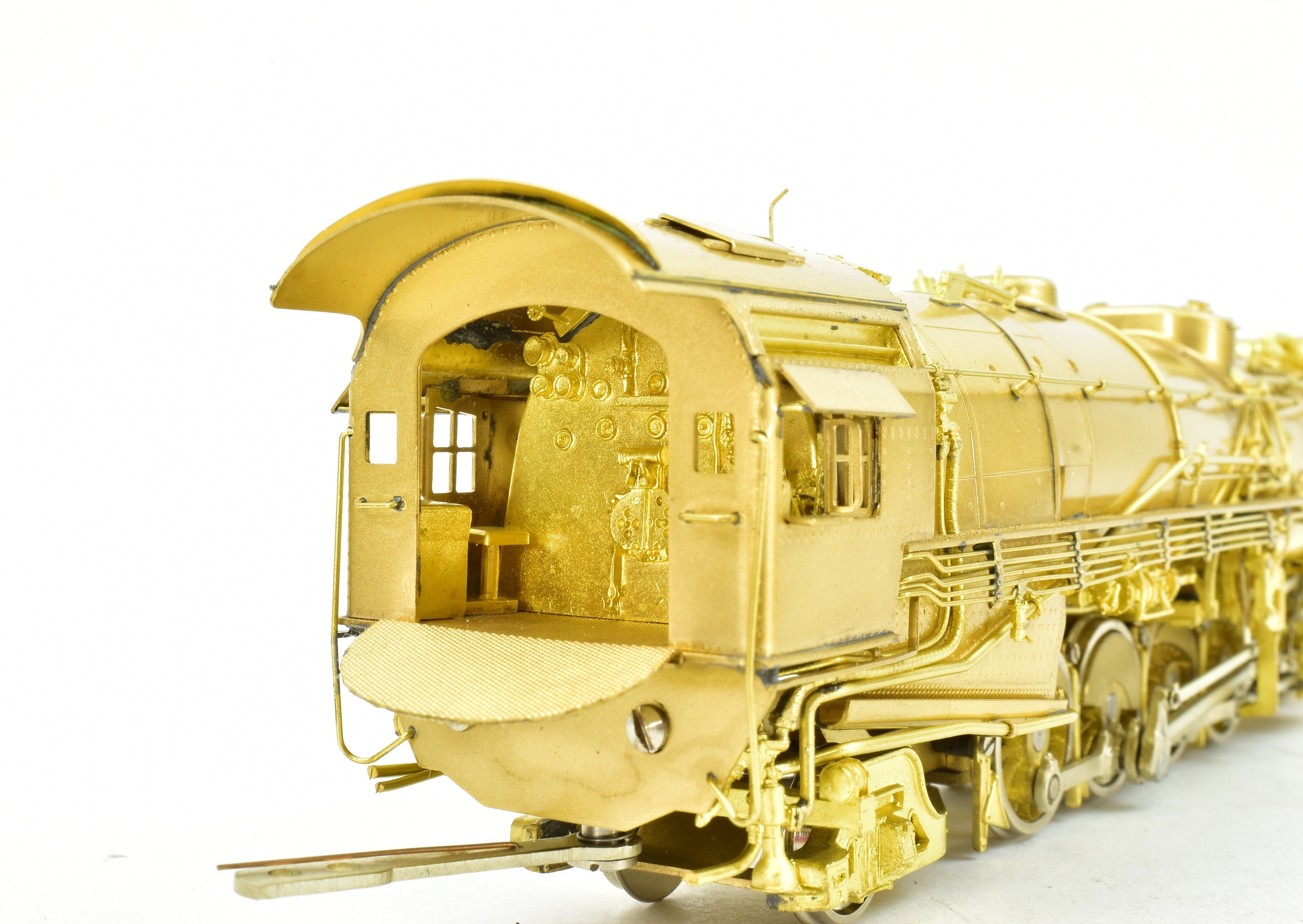 HO Scale Brass Model Train - Key Imports C&O Chesapeake & Ohio K3a Class 2-8-2 Mikado Locomotive with Elesco Feed Water Heater and 21RA Tender