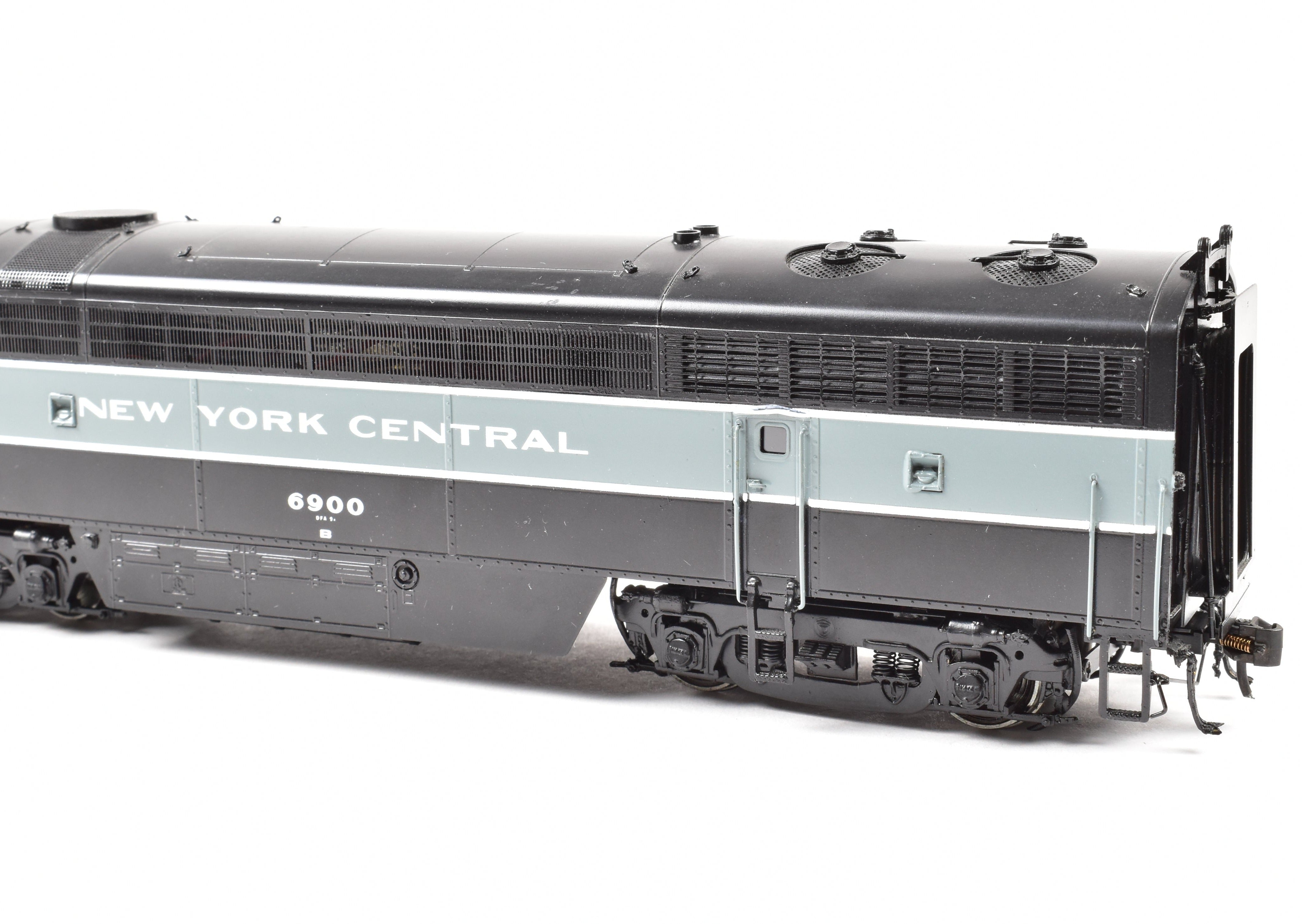 HO Scale Brass Locomotive Models - Overland Models Inc. New York Central Fairbanks Morse CFA 16 - 4/CFB 16 - 4 C - Liners, Factory Painted with Road Numbers 6600/6900