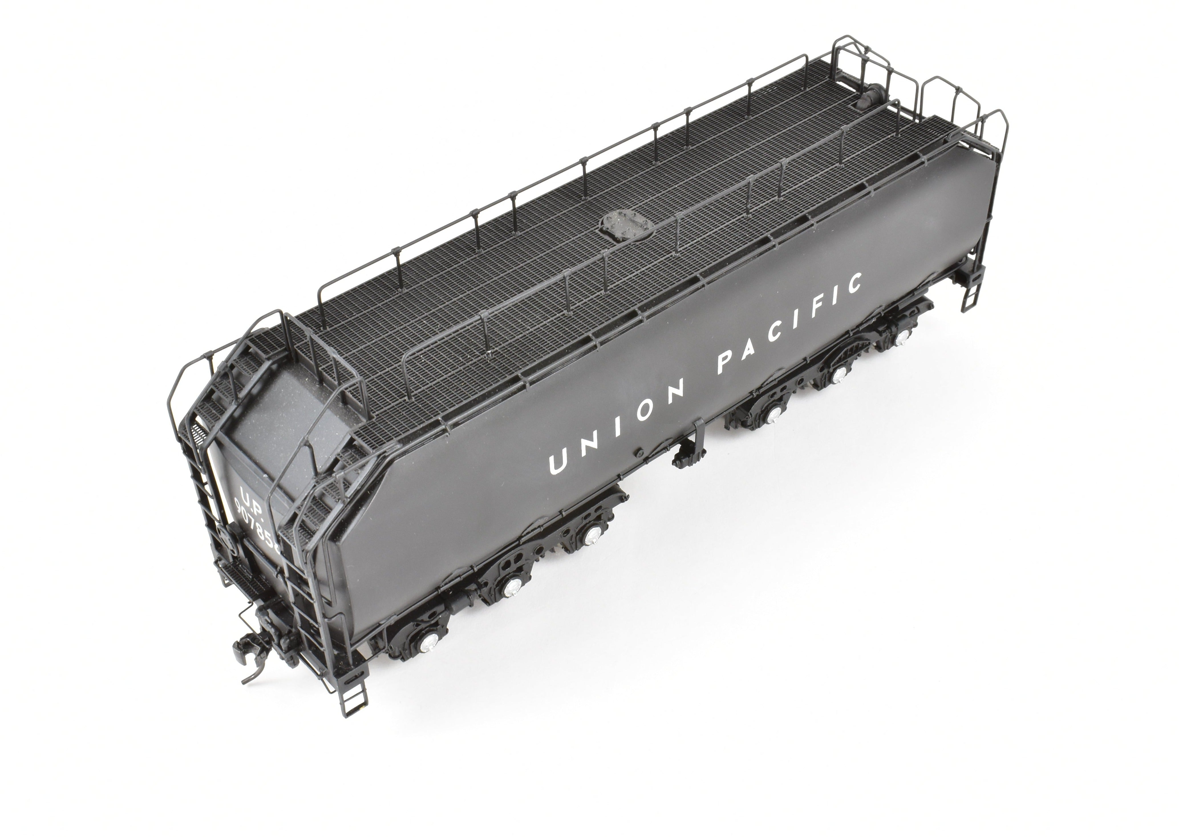 Brass Union Pacific Auxiliary Water Tender FP Black Sunset Model No. 907858