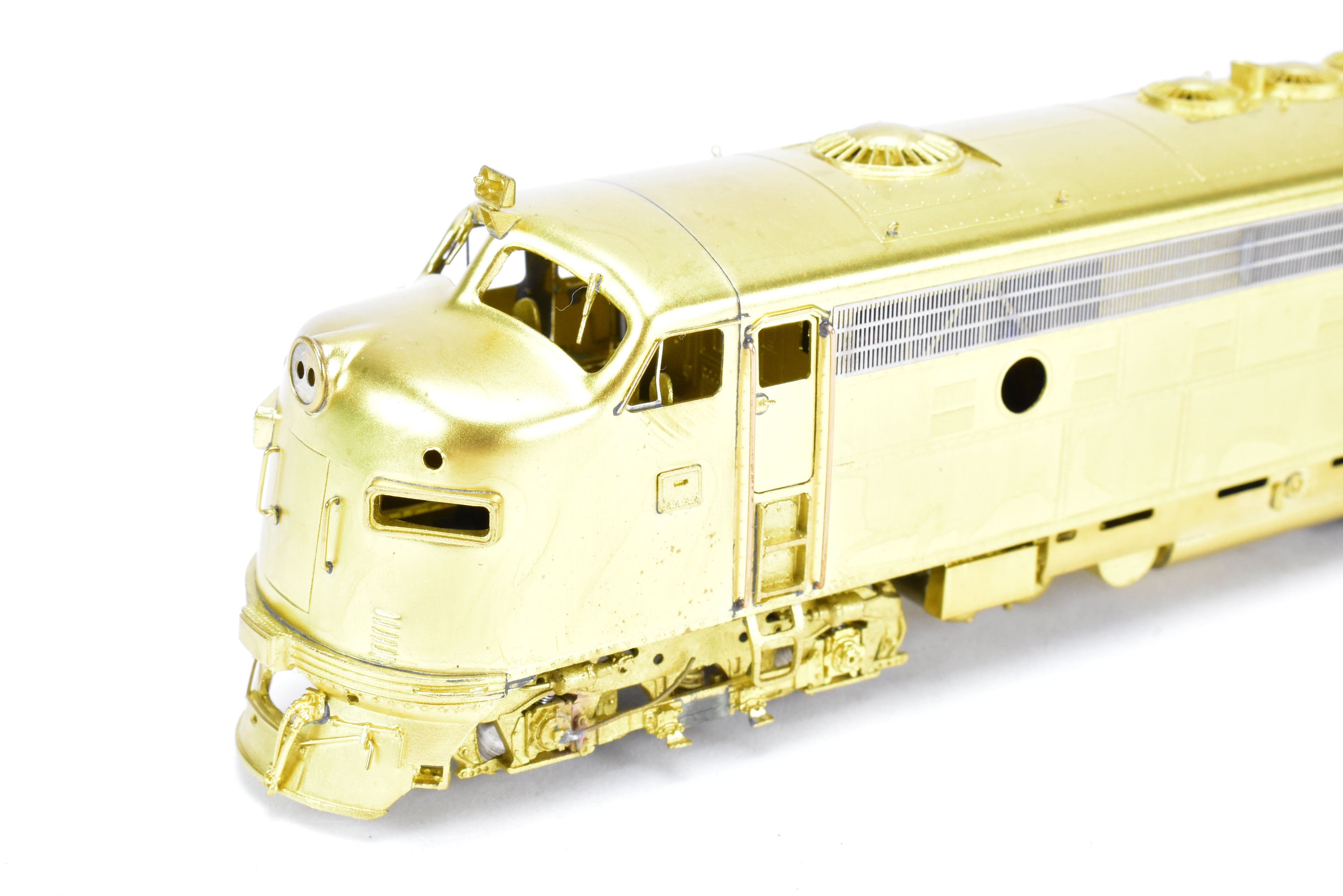 HO Scale Brass Model Train - Overland Models Inc. New Haven EMD FL - 9 Locomotive #2030 - 2059