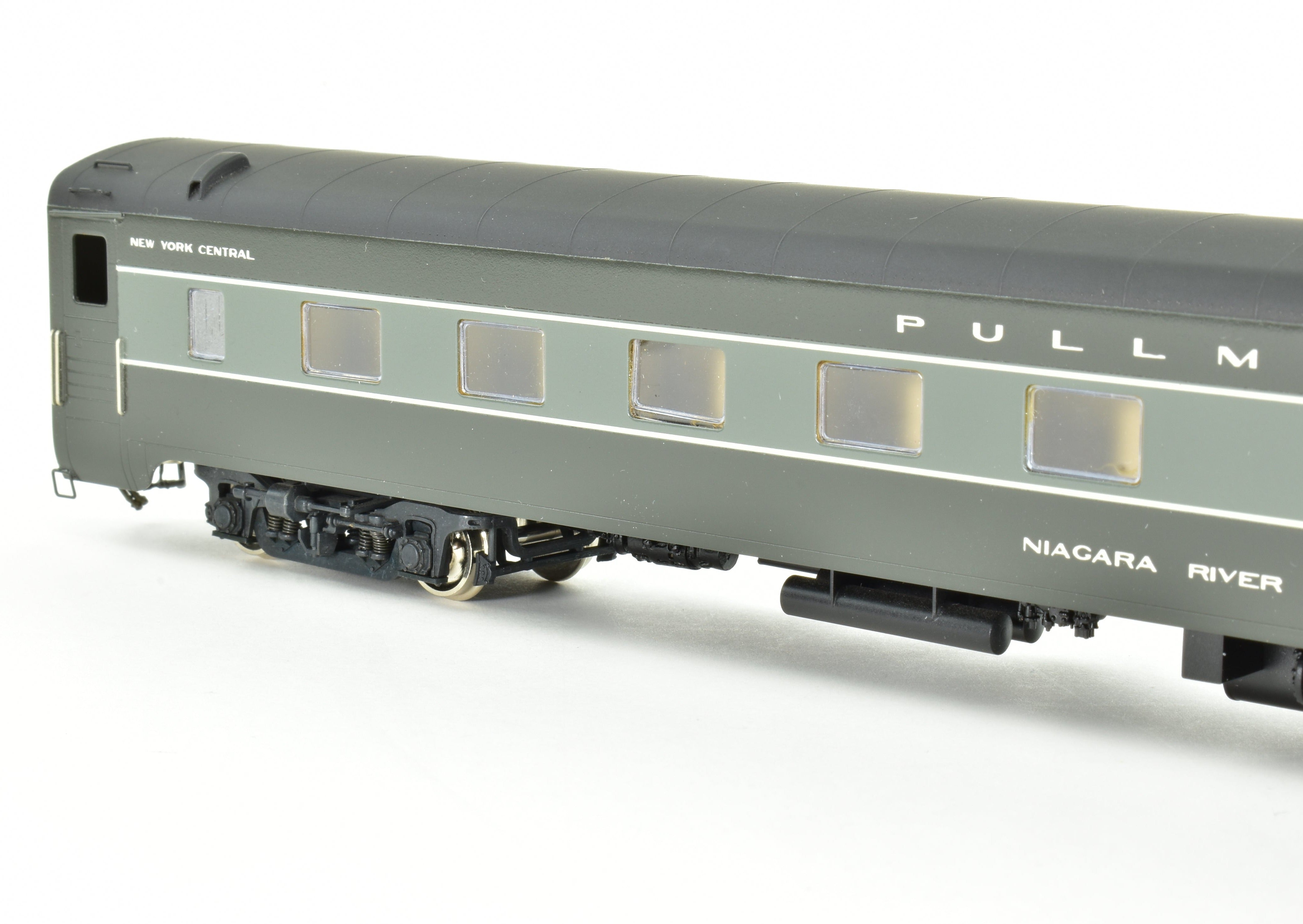 HO Scale Brass Model Train Set - Erie Limited NYC - New York Central 1948 20th Century Limited with 2 E7 A/B Locomotives and 9-Car Set