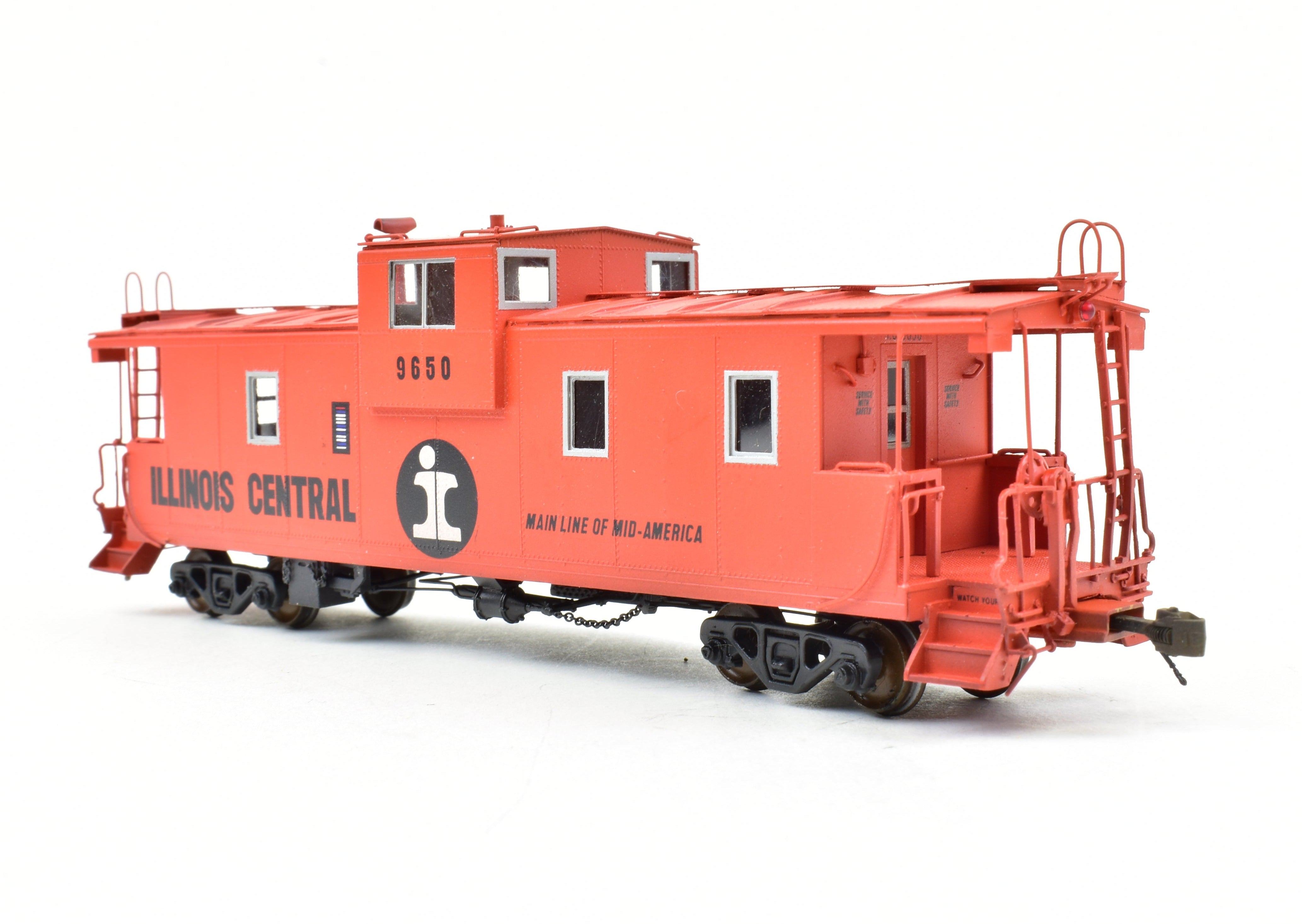 HO Scale Brass Model - Overland Models, Inc. Illinois Central Extended Vision Centrallia Shops Caboose Professionally Painted by OMI