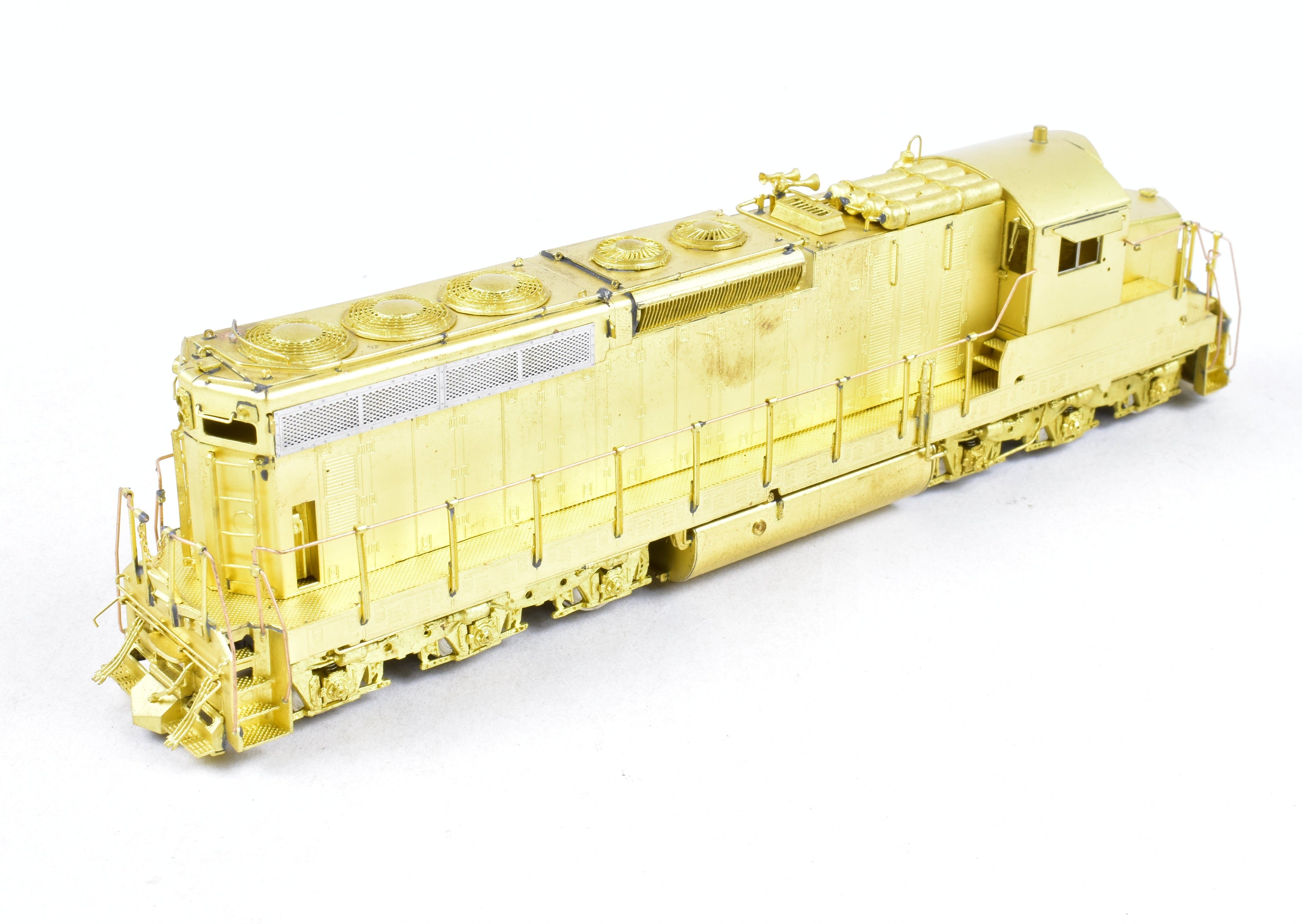 HO Scale Brass Locomotive Model by Overland Models, Inc. (OMI) - ATSF - Santa Fe EMD SD24 #4500 - 4579 from the 1970s Era
