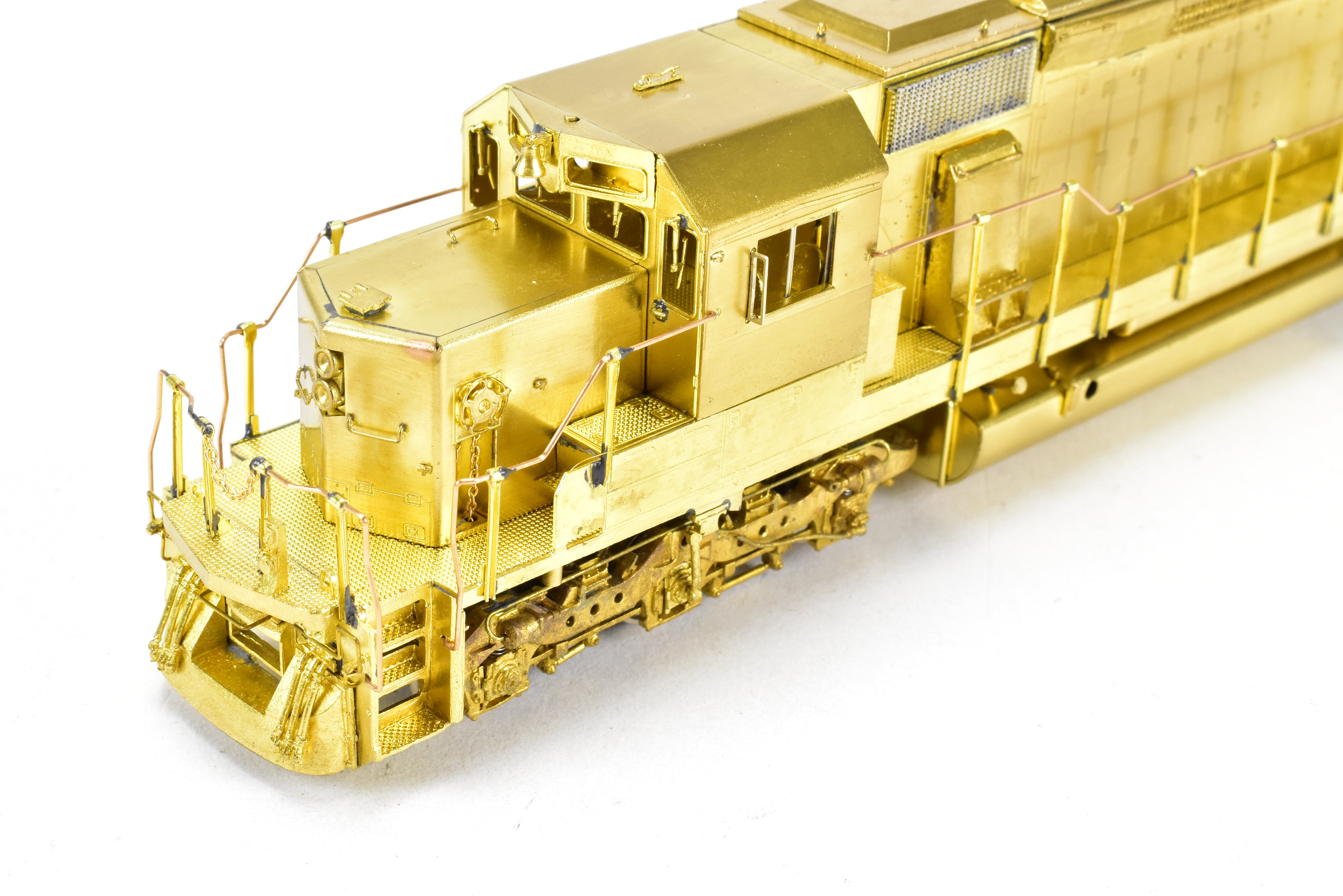 HO Scale Brass Model Train - Overland Models Inc. Canadian Pacific Railway EMD SD40 - 2 Locomotives #6031 - 6060 with Extended Range Dynamic Brakes
