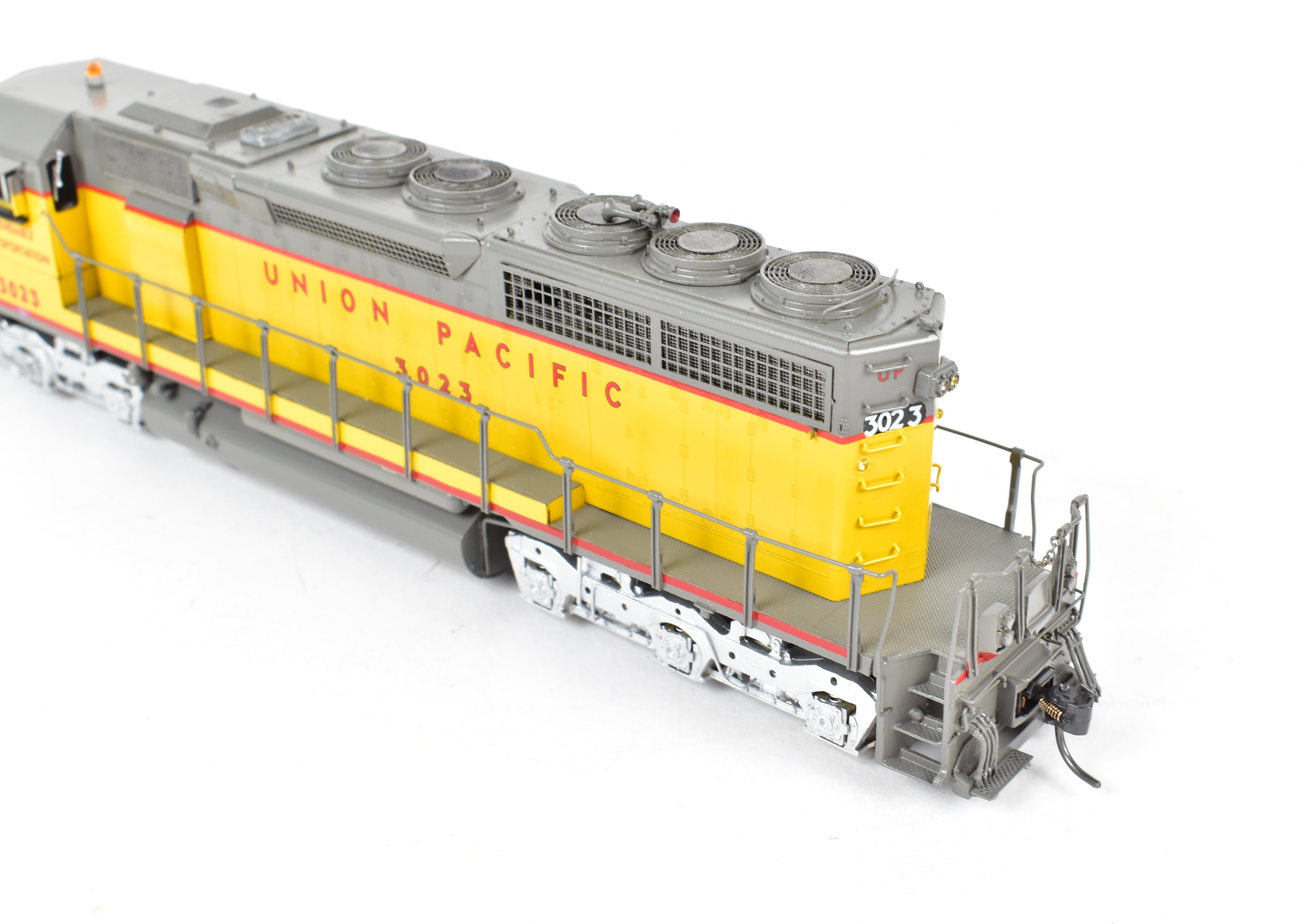 HO Scale Brass UP Union Pacific EMD SD40 Low Hood Custom Painted #3004 by Overland Models