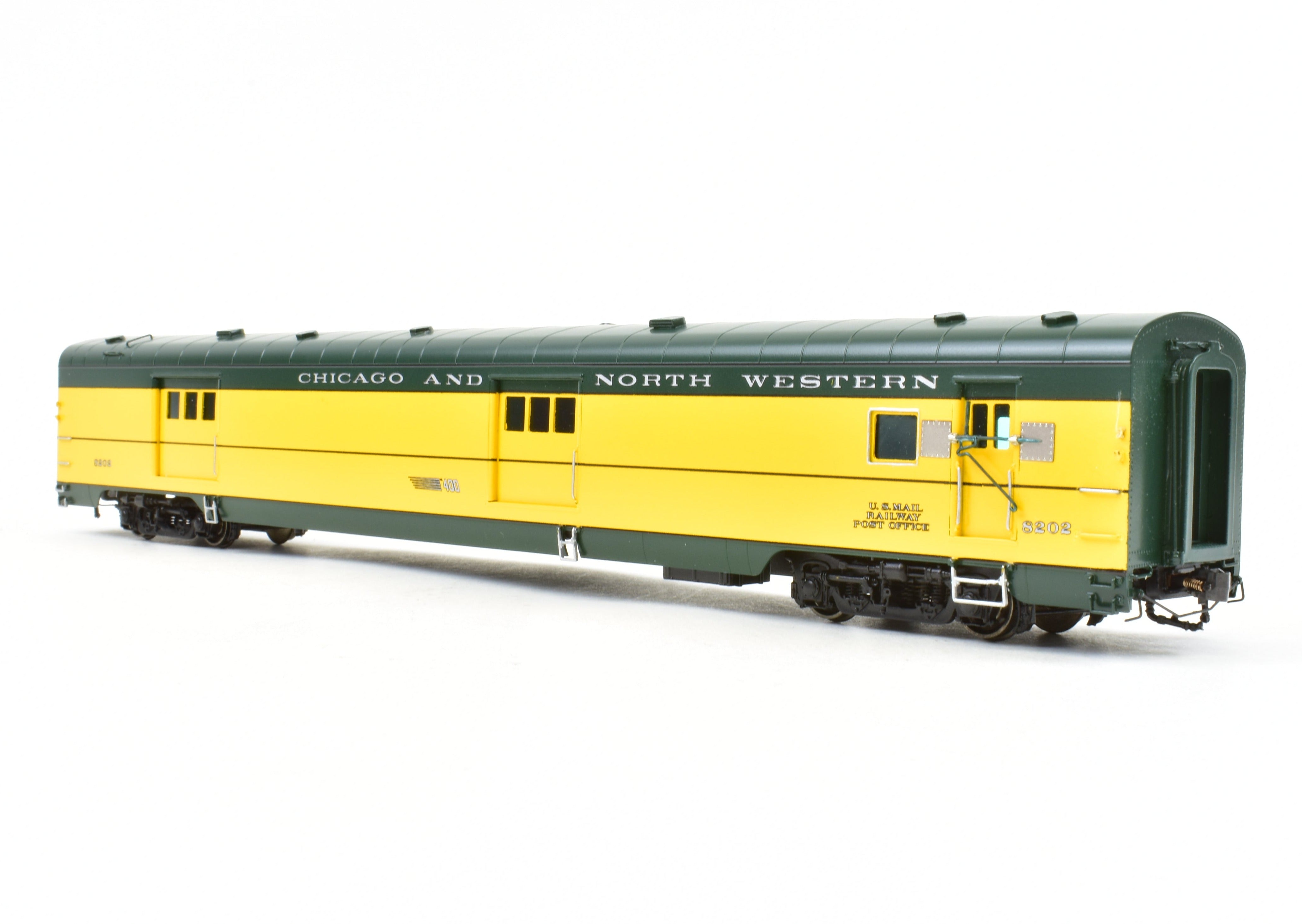 HO Scale Brass C&NW Chicago and North Western 400 Baggage 15' Mail RPO Car #8202