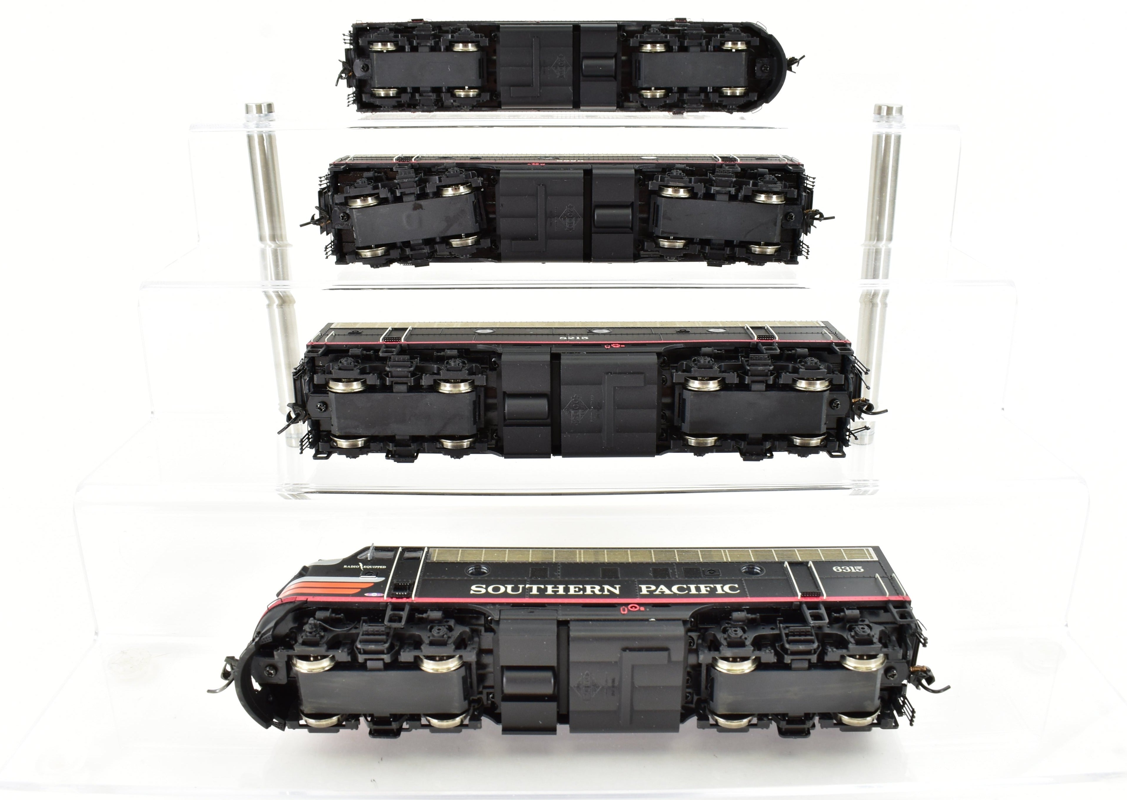 HO Life-Like Proto 2000 Southern Pacific 4-Unit EMD F7 Set with DCC & Sound