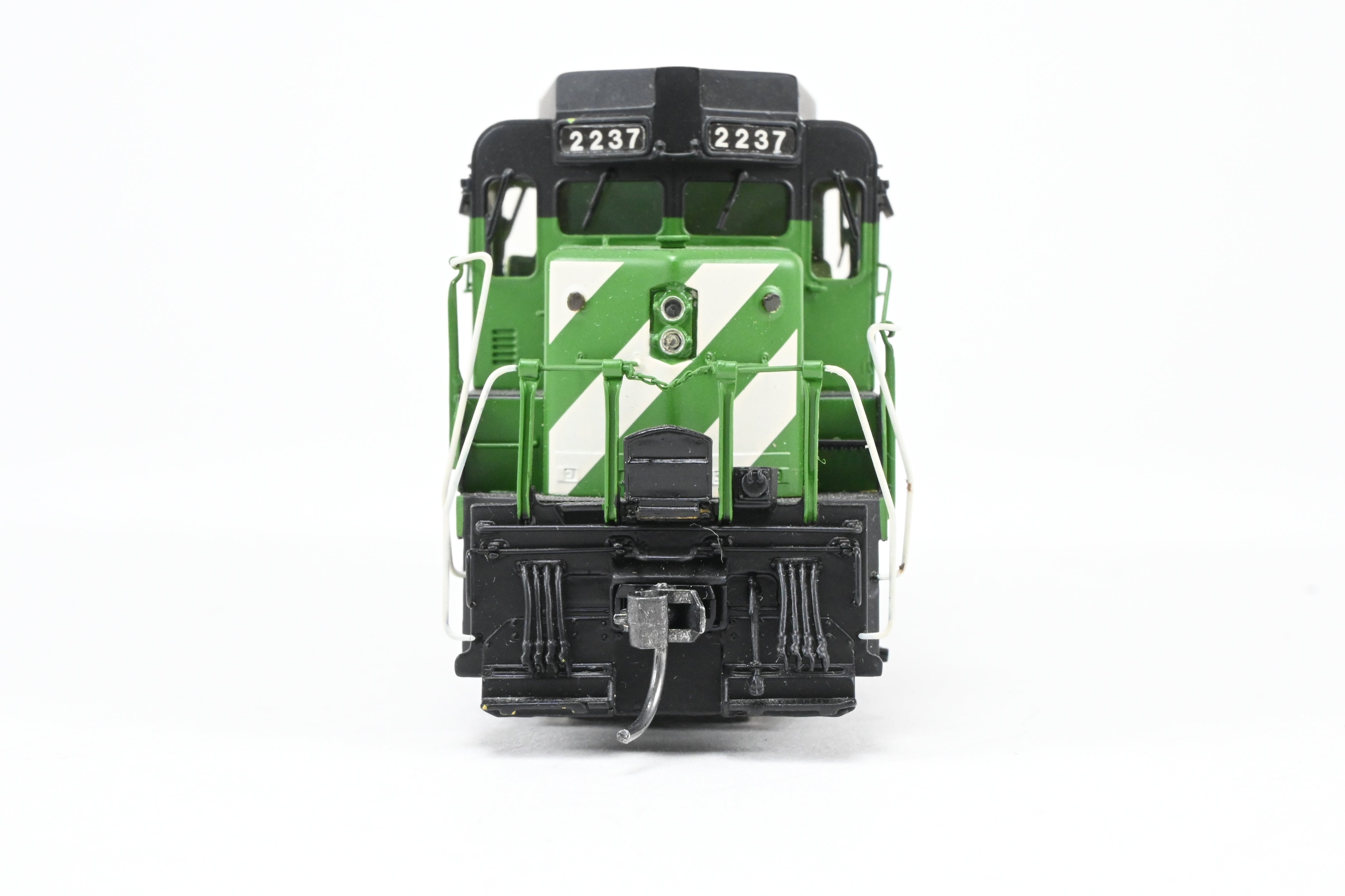HO Scale Brass Cylinder - Challenger Imports Burlington Northern EMD GP30 Phase II Freight Model in Replacement Box