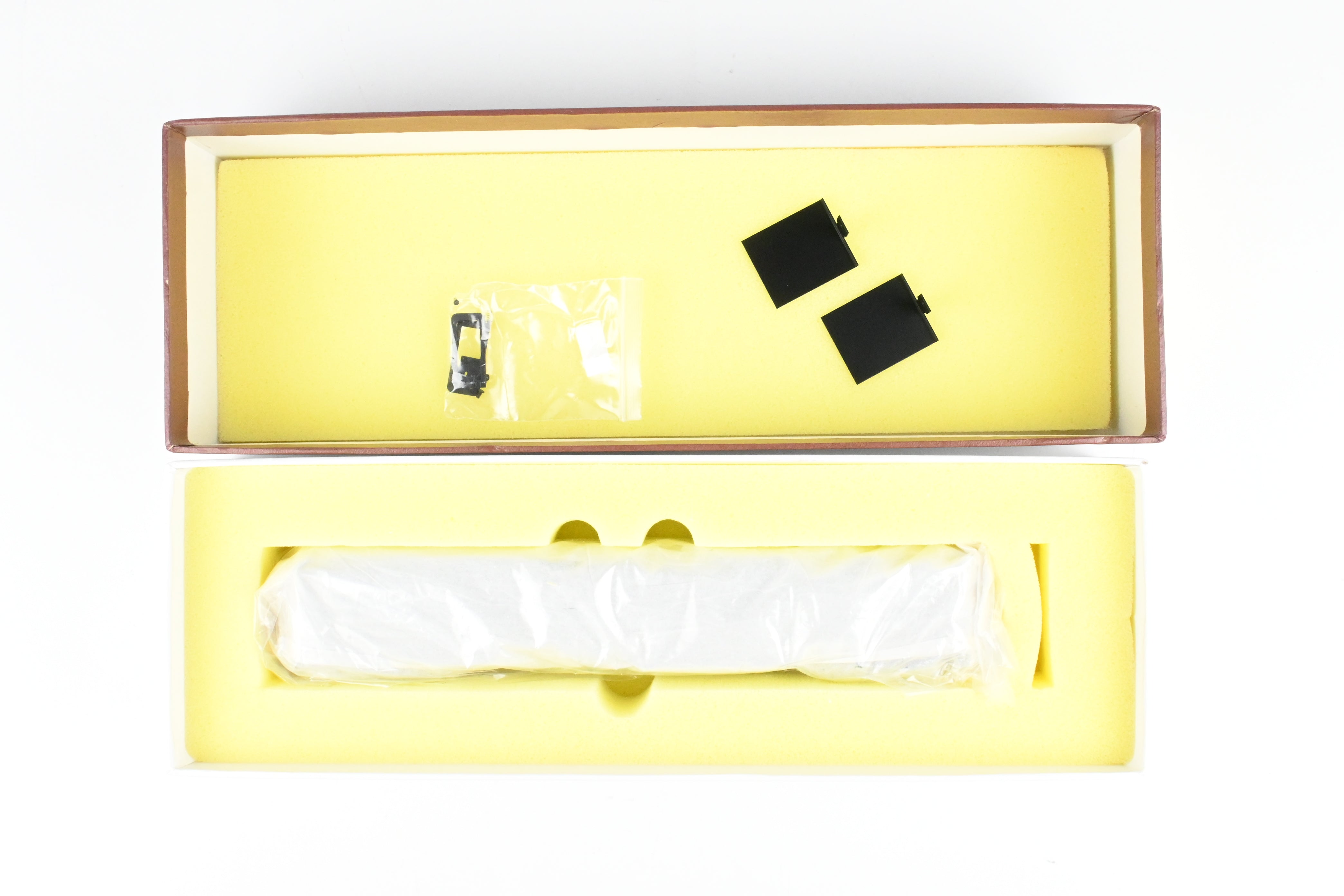 HO Scale Brass Northern Pacific Baggage Car No. 1505 by W&R Enterprises, Factory Painted Loewy