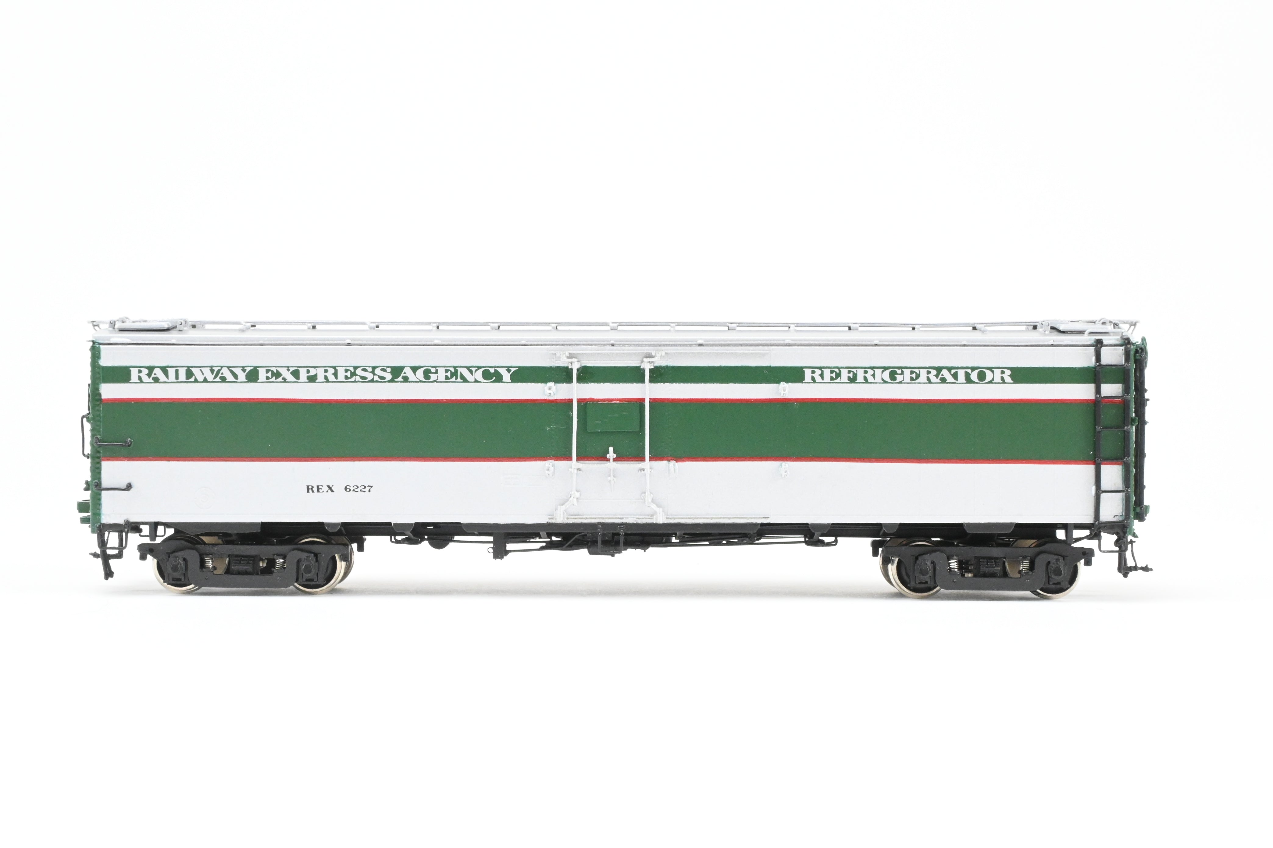 1993 HO Brass Challenger Imports 52' Steel Express Refrigerator Car