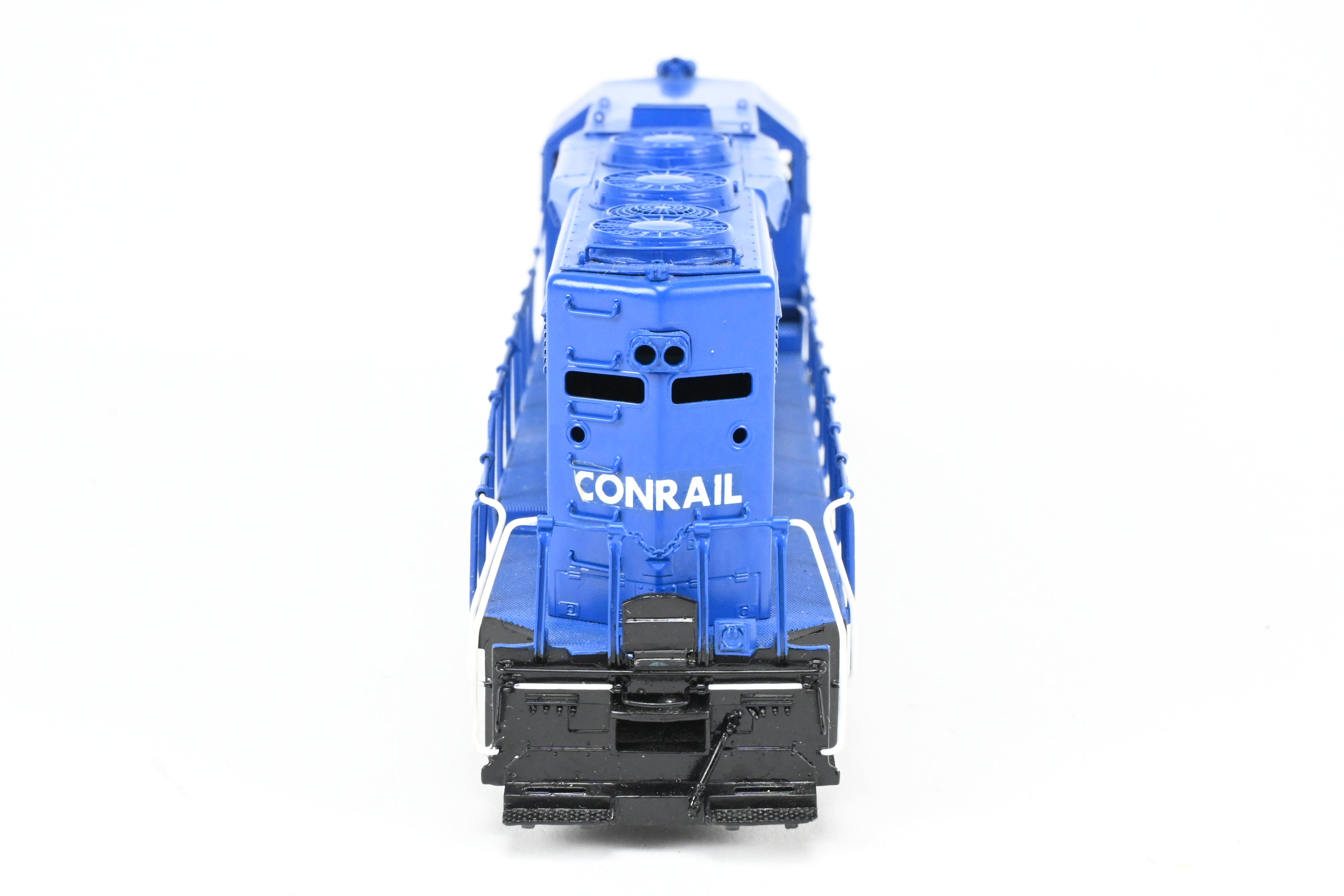 HO Scale Brass Conrail EMD GP35 2500HP Low Hood Model by Oriental Limited