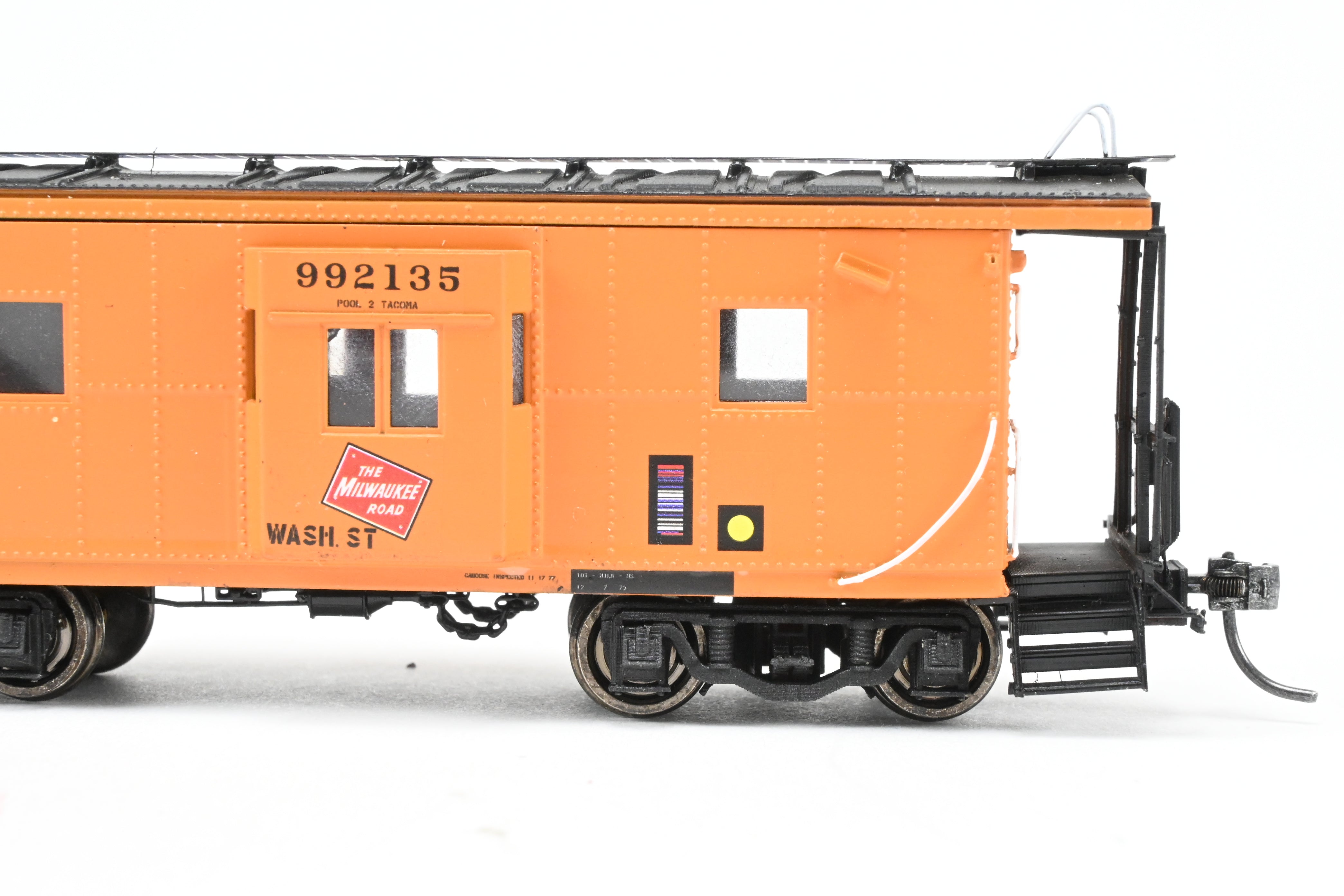 HO Scale Model Railroad - Custom Built 3D Printed Thrall Bay Window Caboose for Milwaukee Road with FP #992135 from Lines West