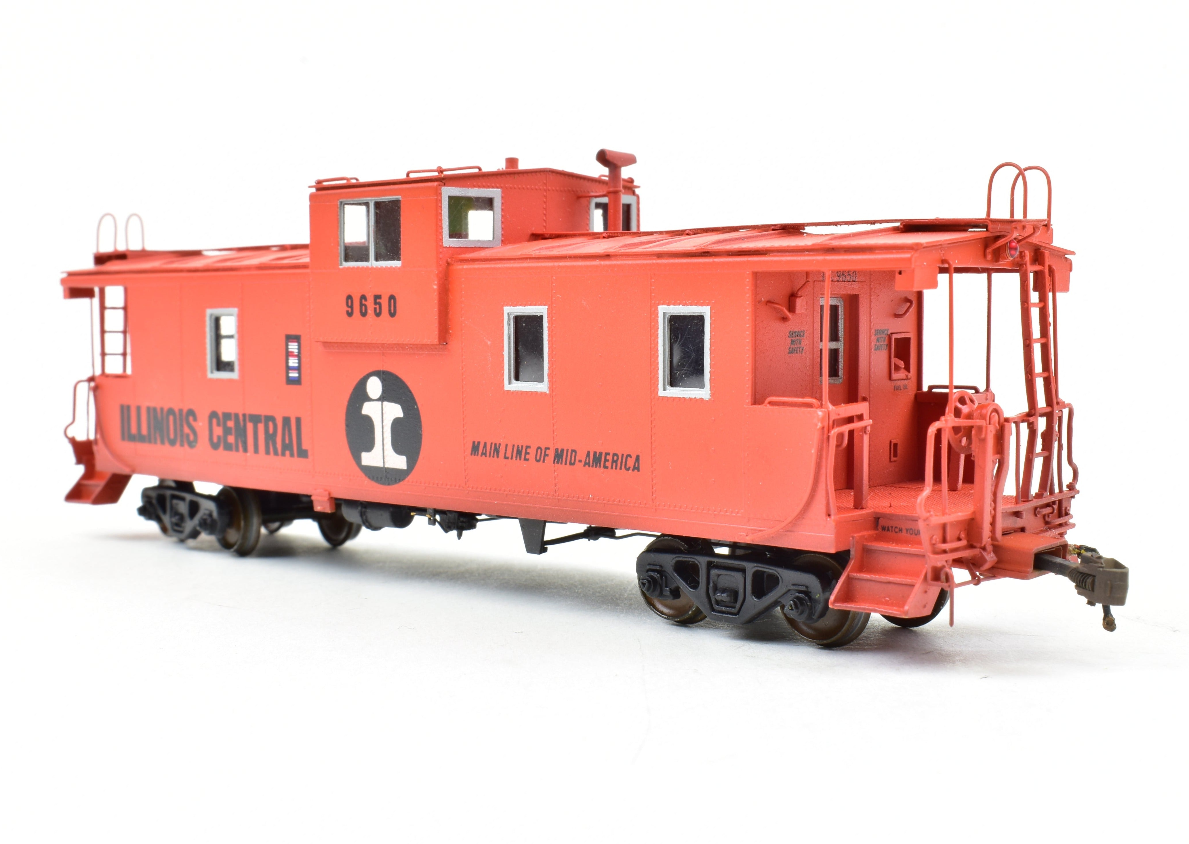 HO Scale Brass Model - Overland Models, Inc. Illinois Central Extended Vision Centrallia Shops Caboose Professionally Painted by OMI