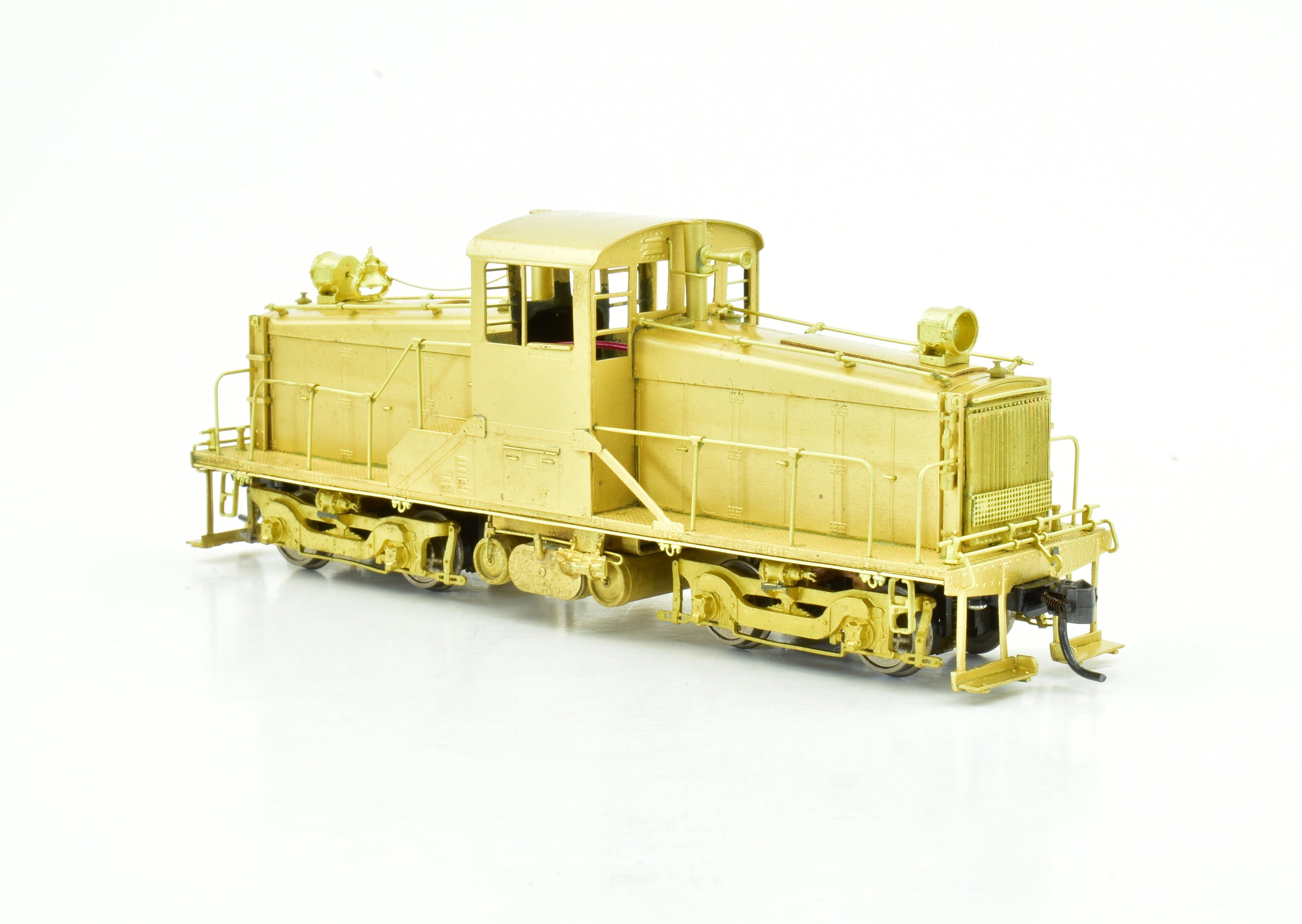 HO Scale Brass Oriental Limited CB&Q - Burlington Route Midwest Locomotive Works 65 - Ton Center - Cab Diesel Switcher Model Train