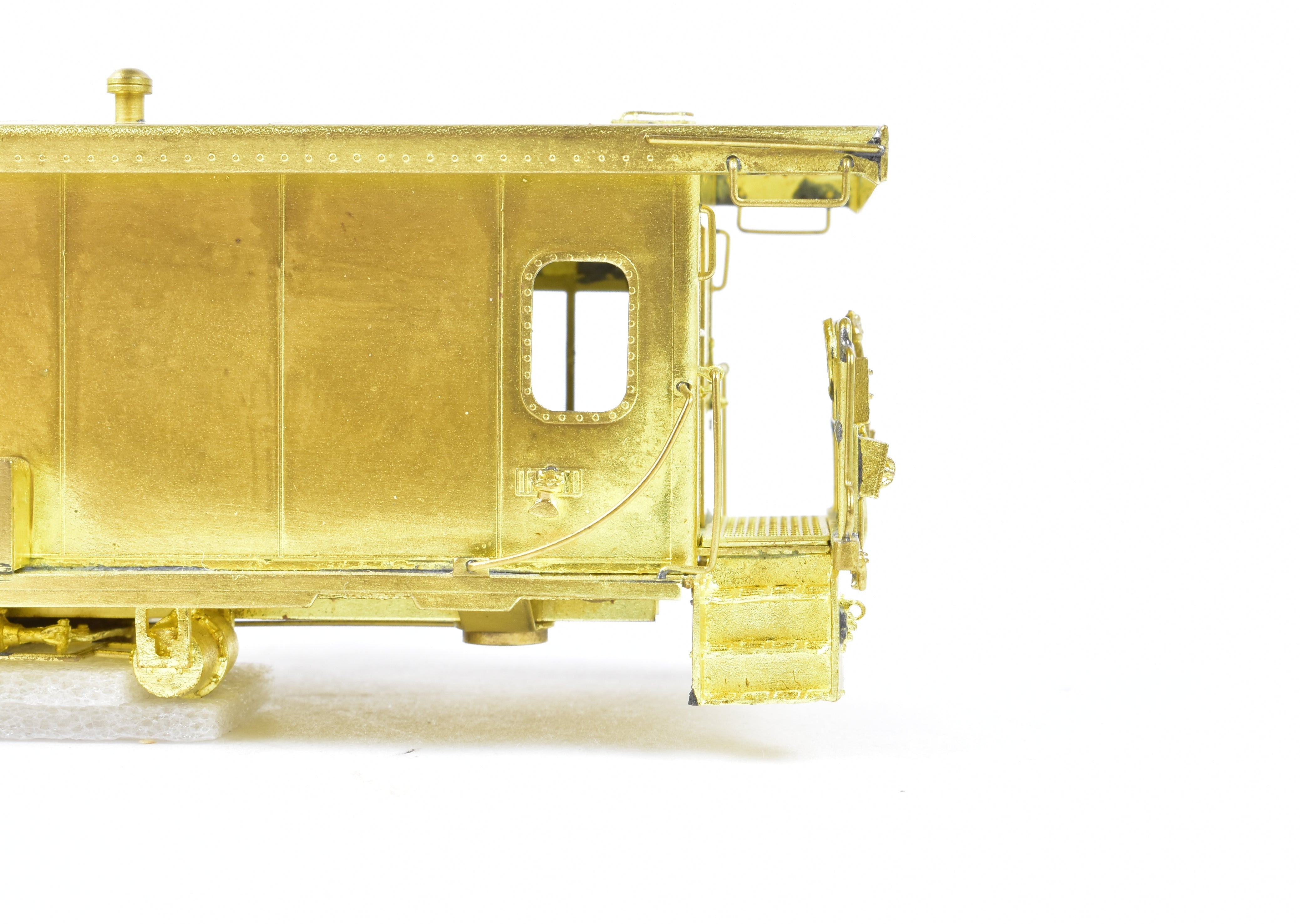 HO Brass OMI CNR Transfer Caboose Van #76501 - 76709 by Overland Models