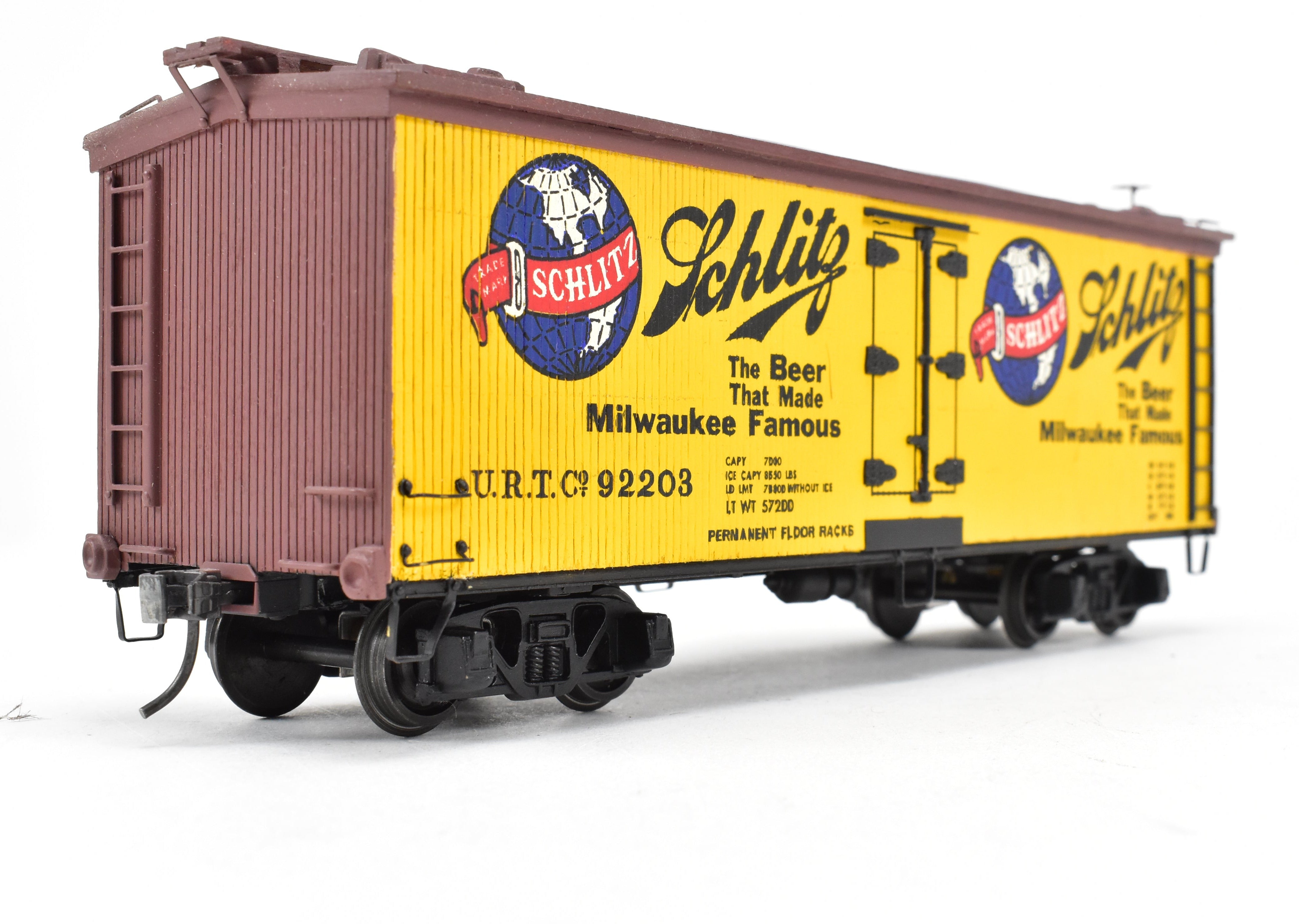 O Scale 36' Wood Beer Reefers: Schlitz & Old Heidelberg - 2 Professionally Built & Painted Models