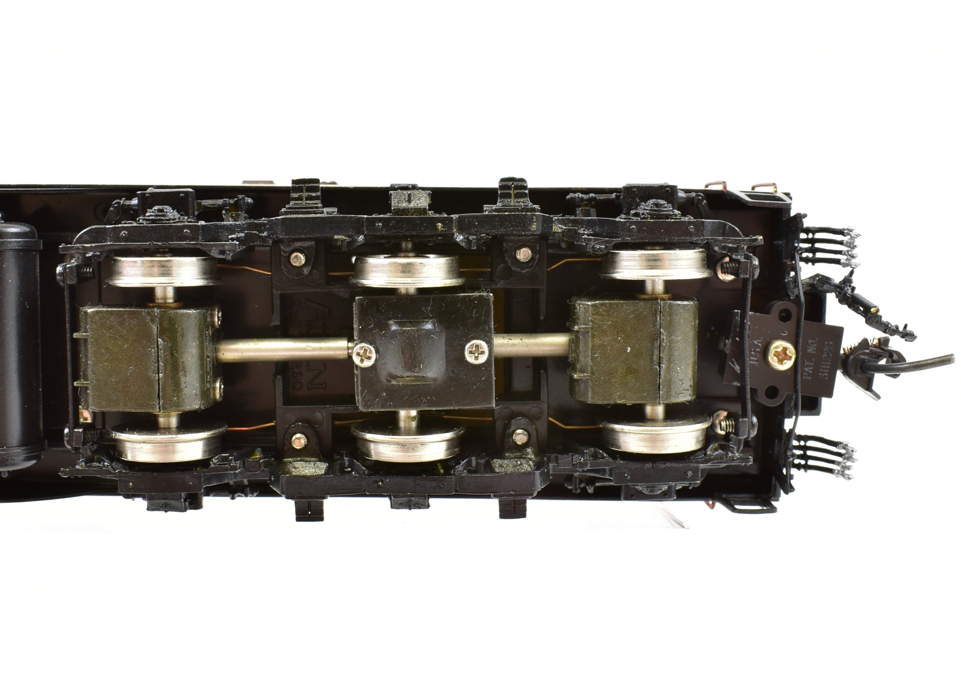 Overland Models IC Illinois Central EMD E9 - A & E8 - B Set, Pro - Painted, ReBoxx