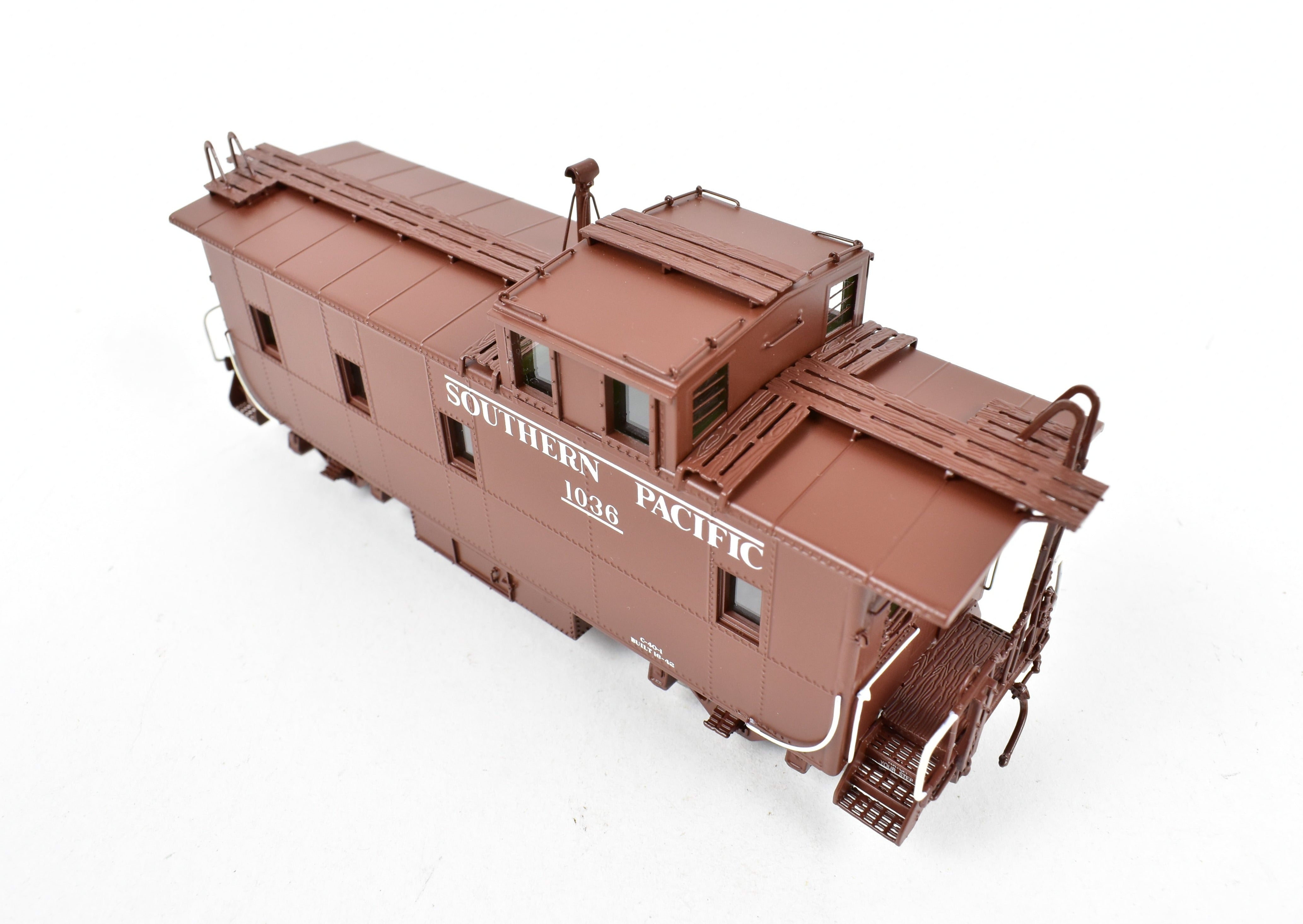 HO Scale Brass Southern Pacific Riveted Steel Caboose C-40-1 FP No. 1036 by Challenger Imports