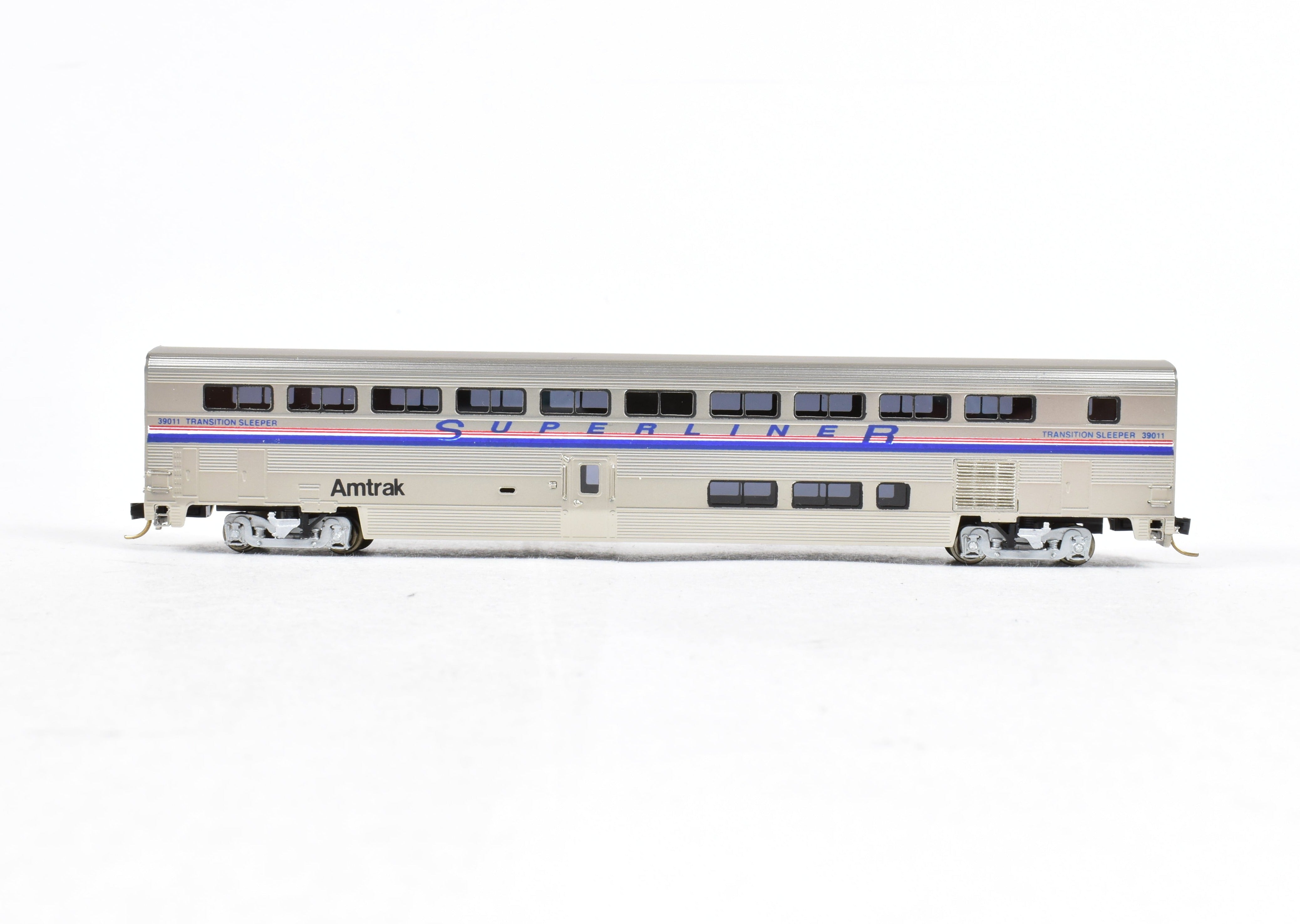 N Scale Brass Amtrak Transition Superliner Sleeper FP 39011 by OMI