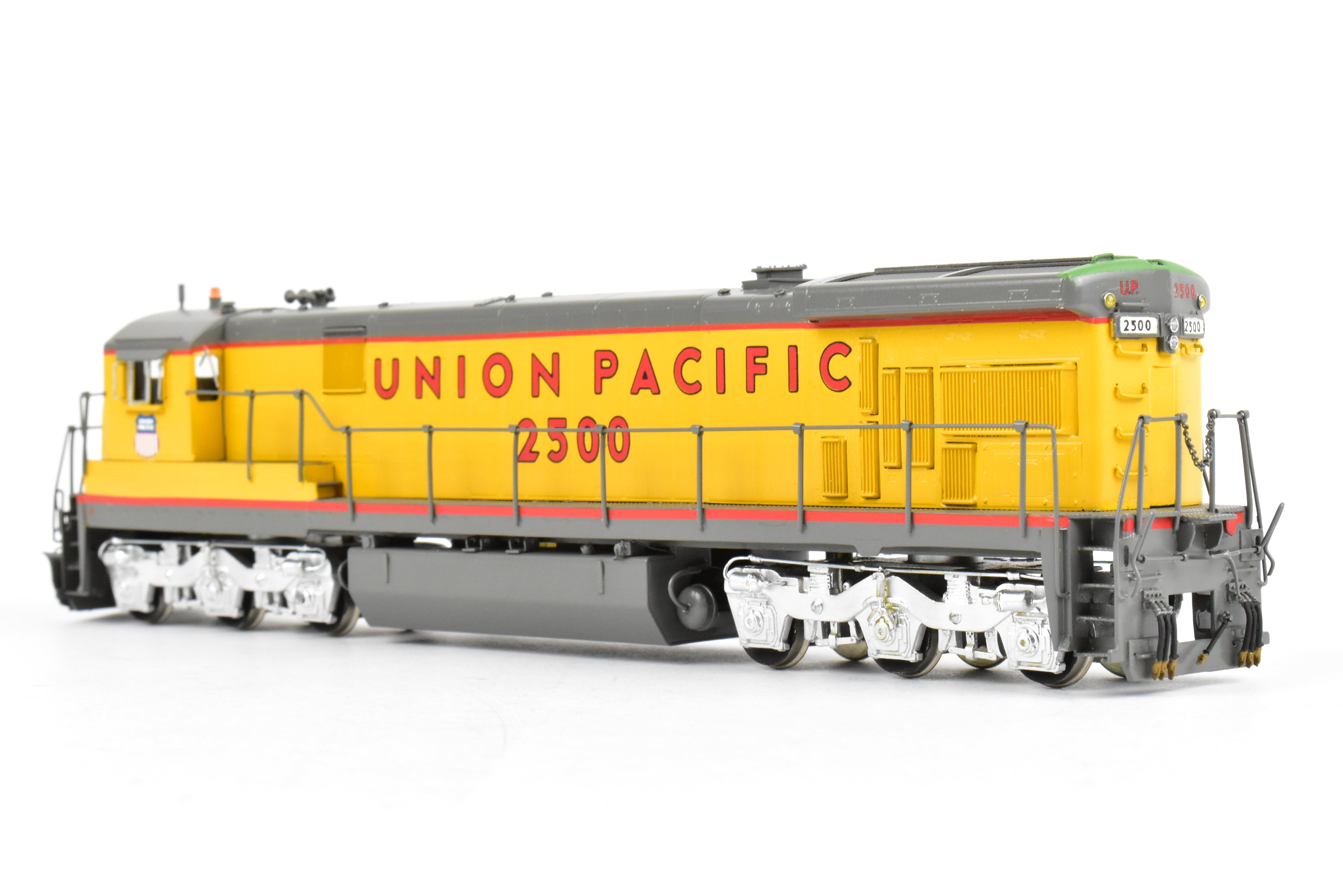 HO Brass OMI Union Pacific GE C30 - 7 Double - Window Cab Custom Painted in Yellow/Gray #2500