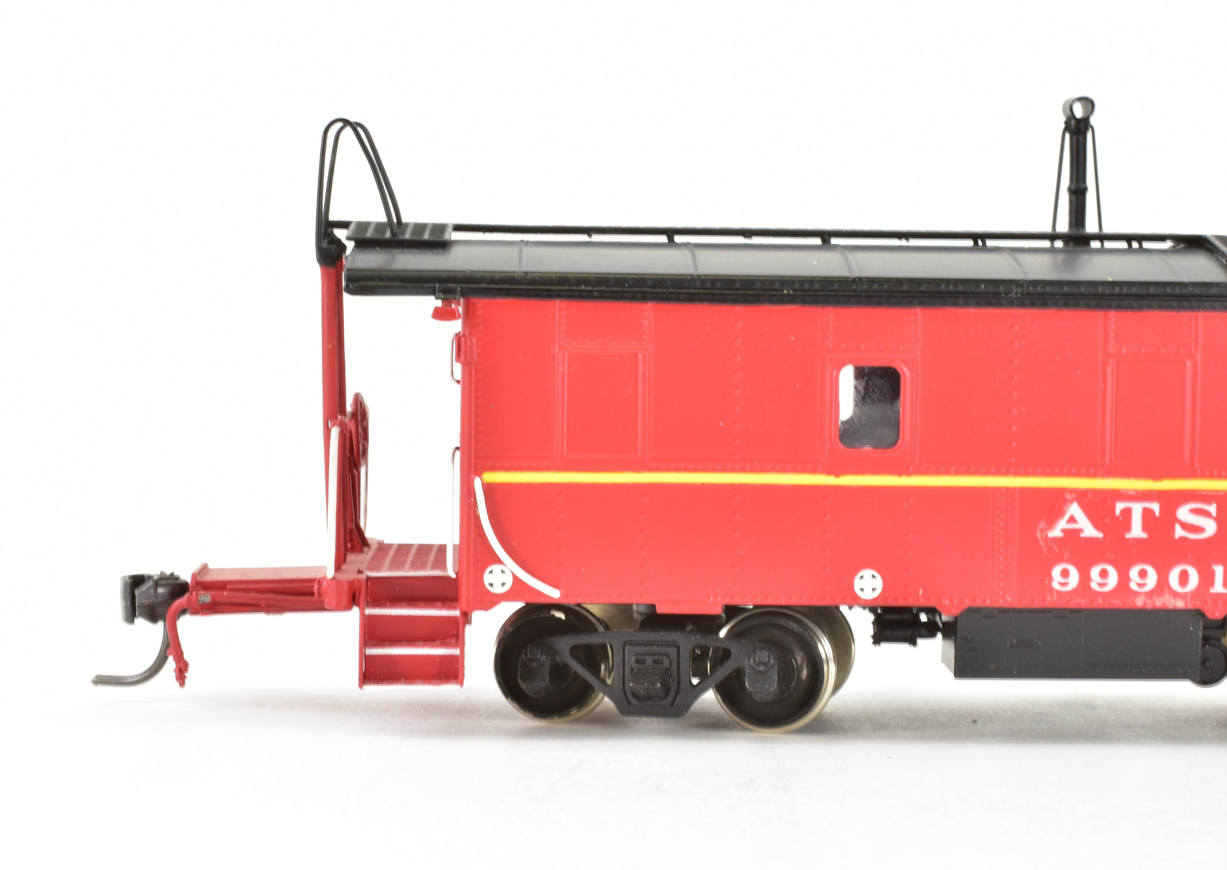 HO Scale Brass ATSF Santa Fe Modern Round Roof Caboose by Oriental Limited, Factory Painted