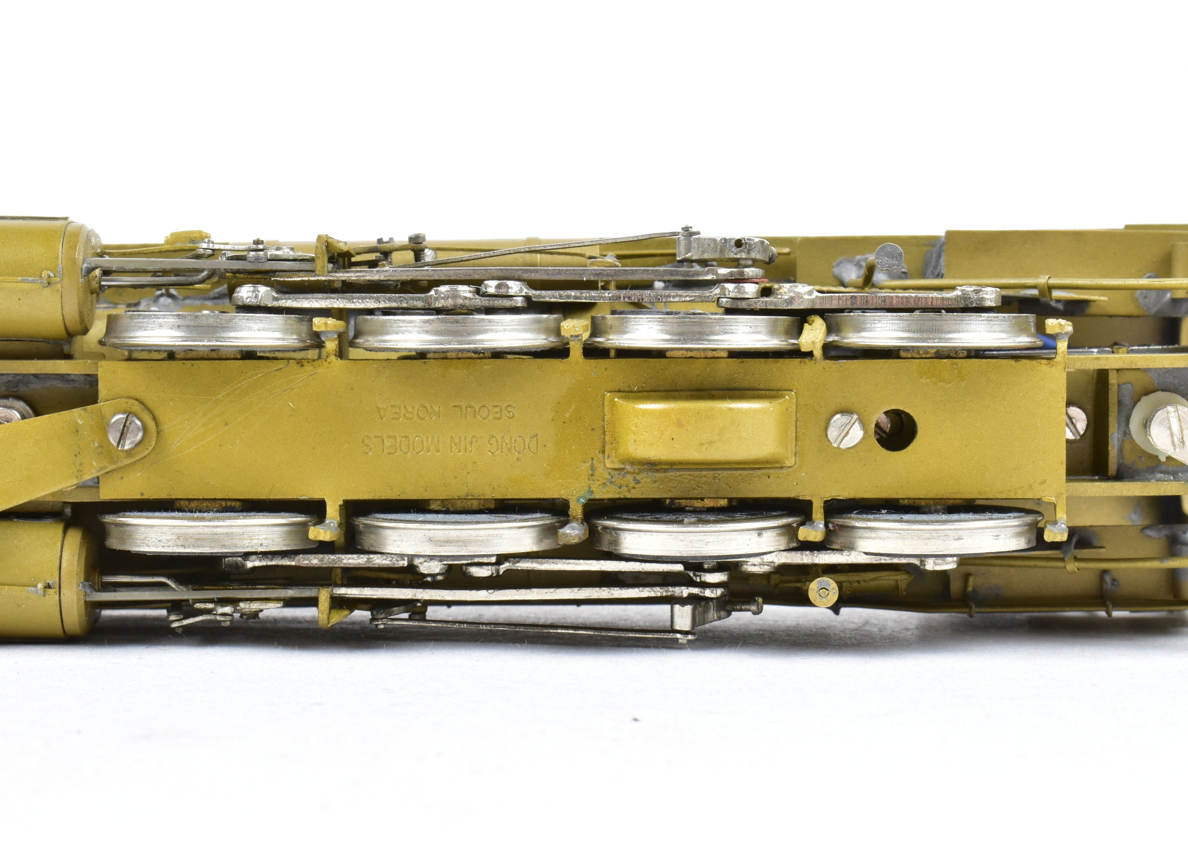 HO Scale Brass Hallmark Models Illinois Central 2-8-0 Steam Locomotive Model
