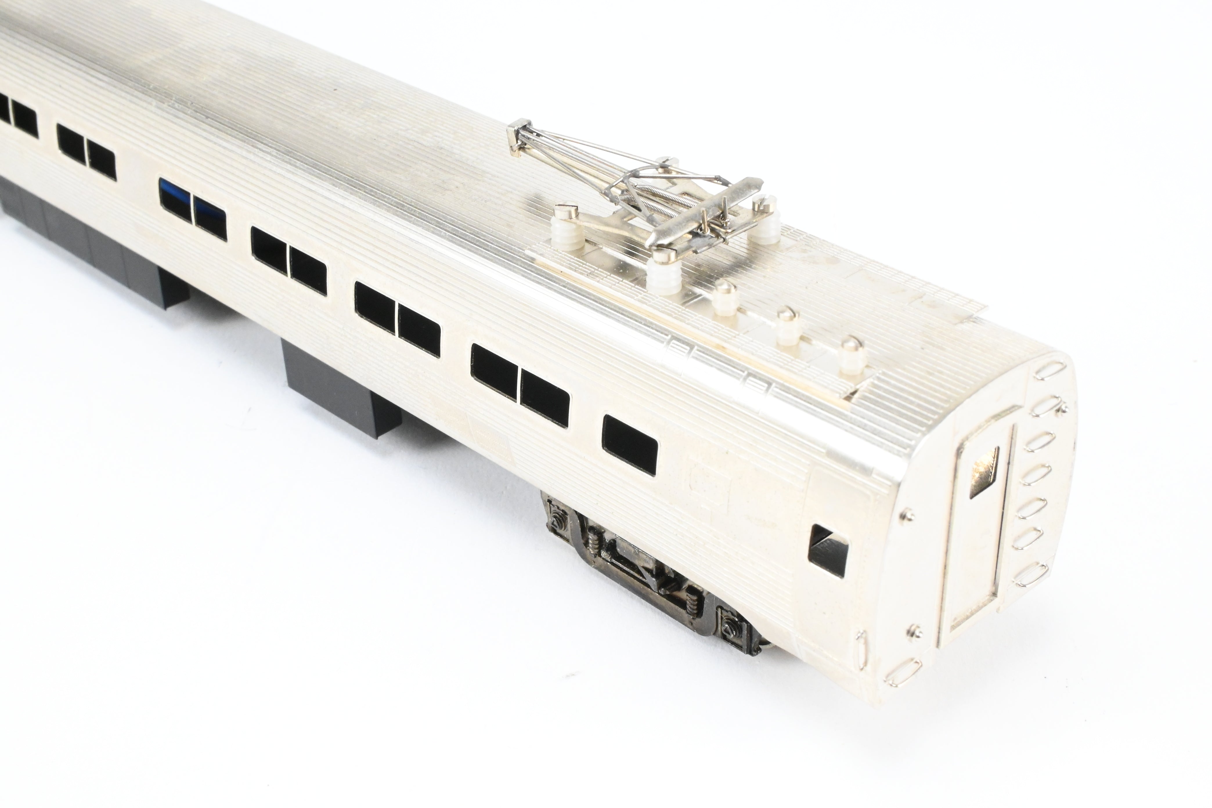 HO Scale Brass Gem Models Collectible PC - Penn Central/Amtrak Budd Metroliner 2-Car Set (1 Powered and 1 Non-Powered) with Factory Plated and Unlettered Finish