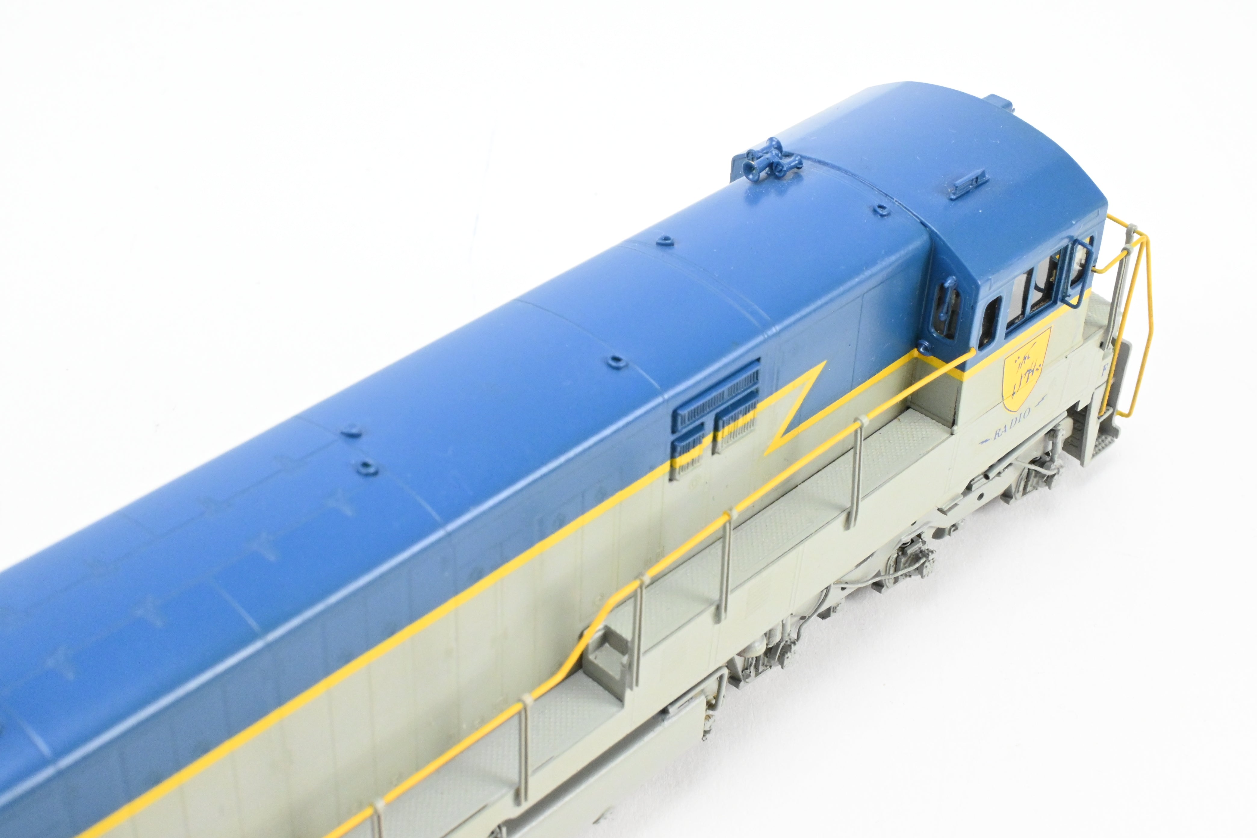 HO Scale Brass Locomotive Model - Overland Models Inc. Custom Painted Delaware & Hudson GE U33C No. 661