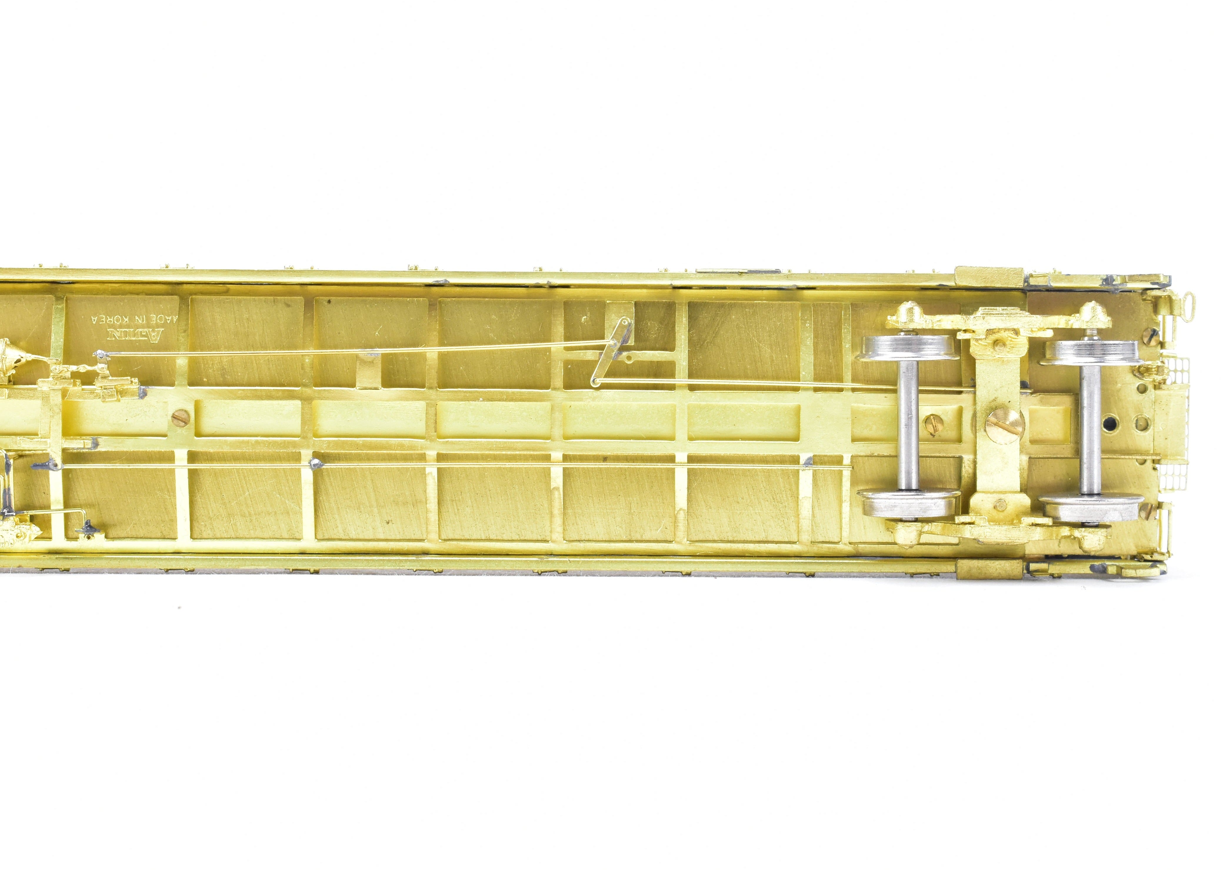 HO Scale Brass Thrall Center Beam 64-Foot Flat Car Model by Overland Models, Inc. for Various Roads