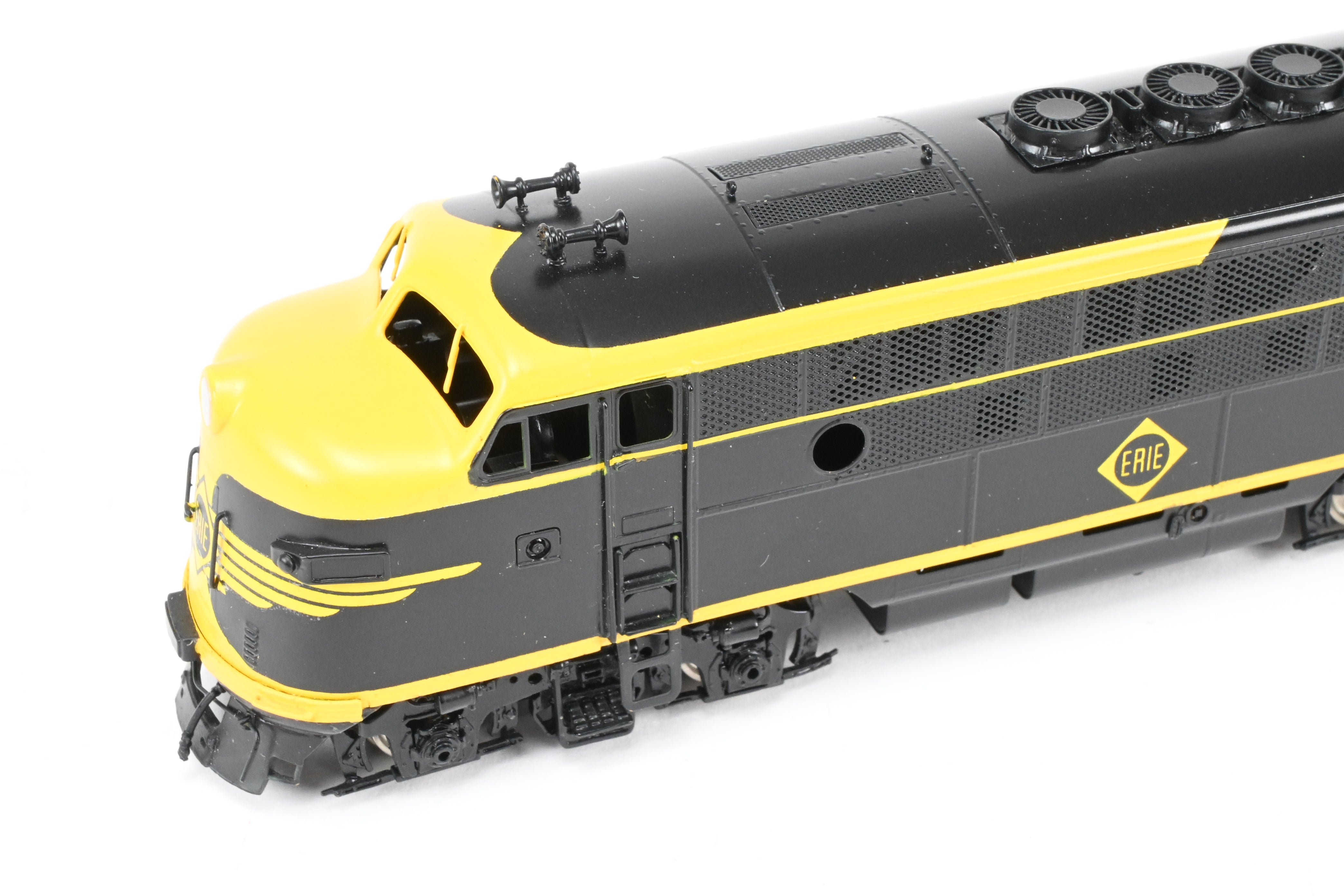 HO Scale Brass Erie Railroad EMD F3A/F3B/F3A 1500 HP Phase II/III FP Set by Oriental Limited