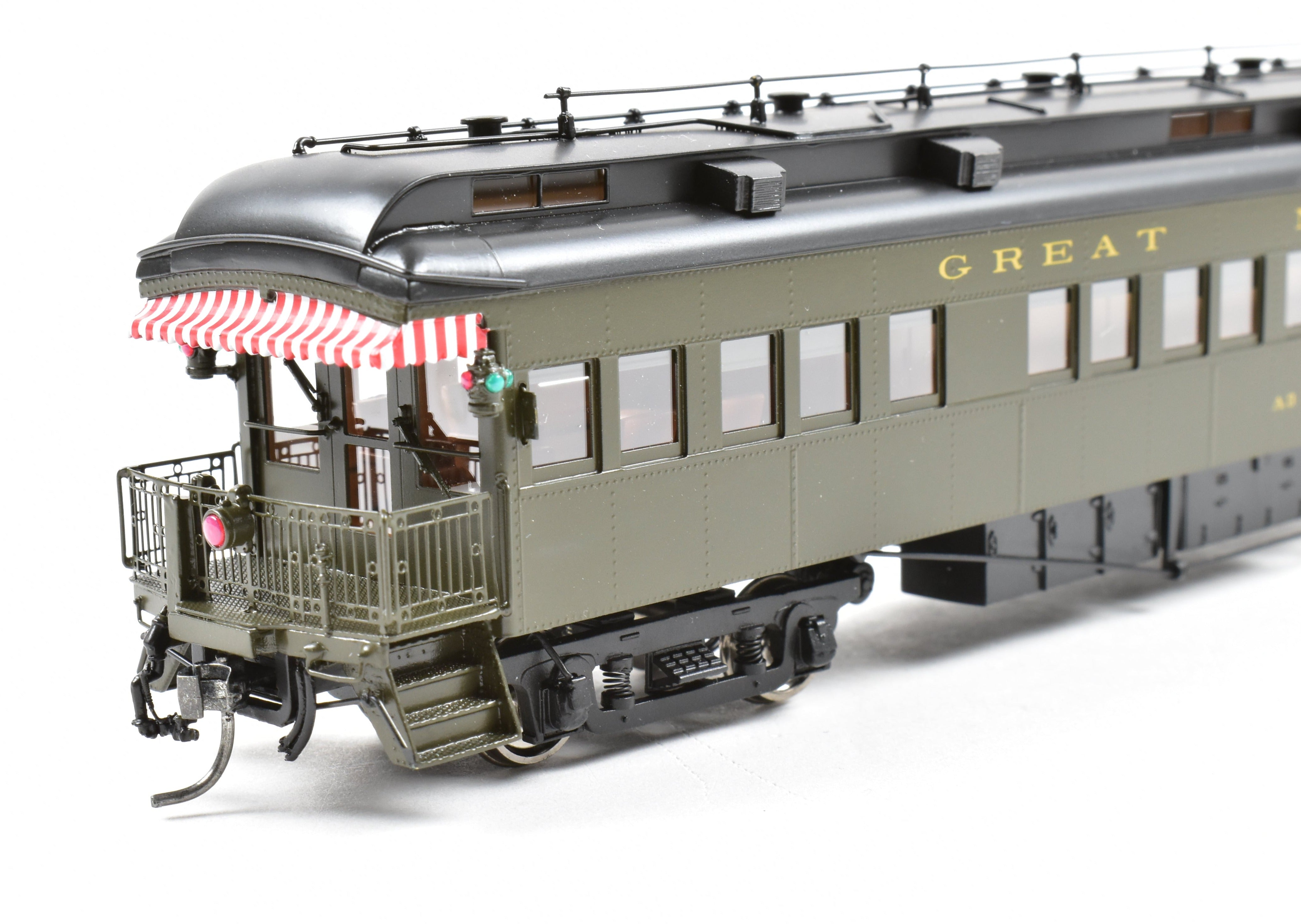 High - Quality HO Scale New Brass Model Train: North Bank Line (NBL) and Great Northern (GN) 2nd A3 Business Car in Pullman Green Color