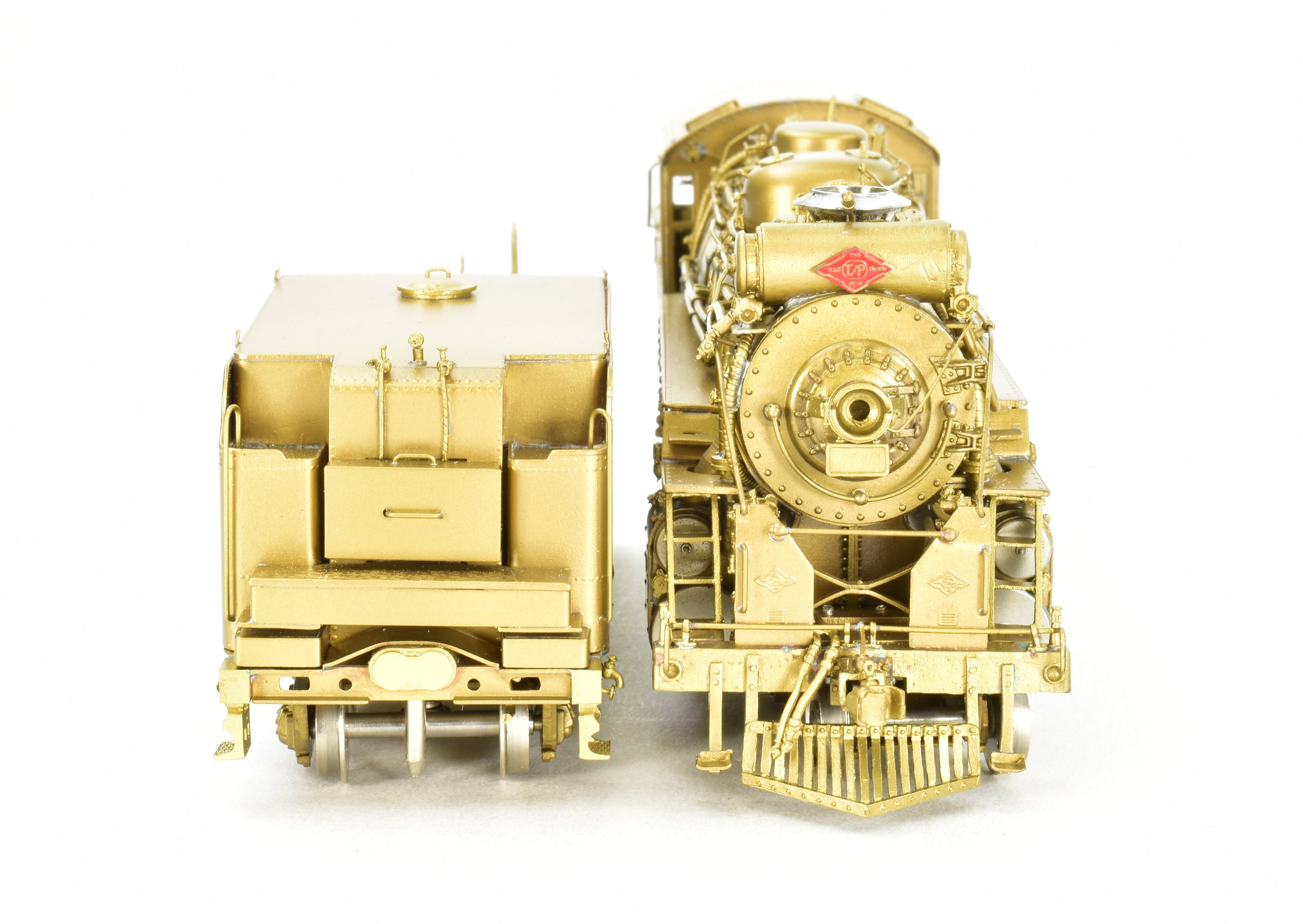 HO Scale Brass Hallmark Models Texas & Pacific 4-6-2 700 P-1-b Steam Locomotive Model