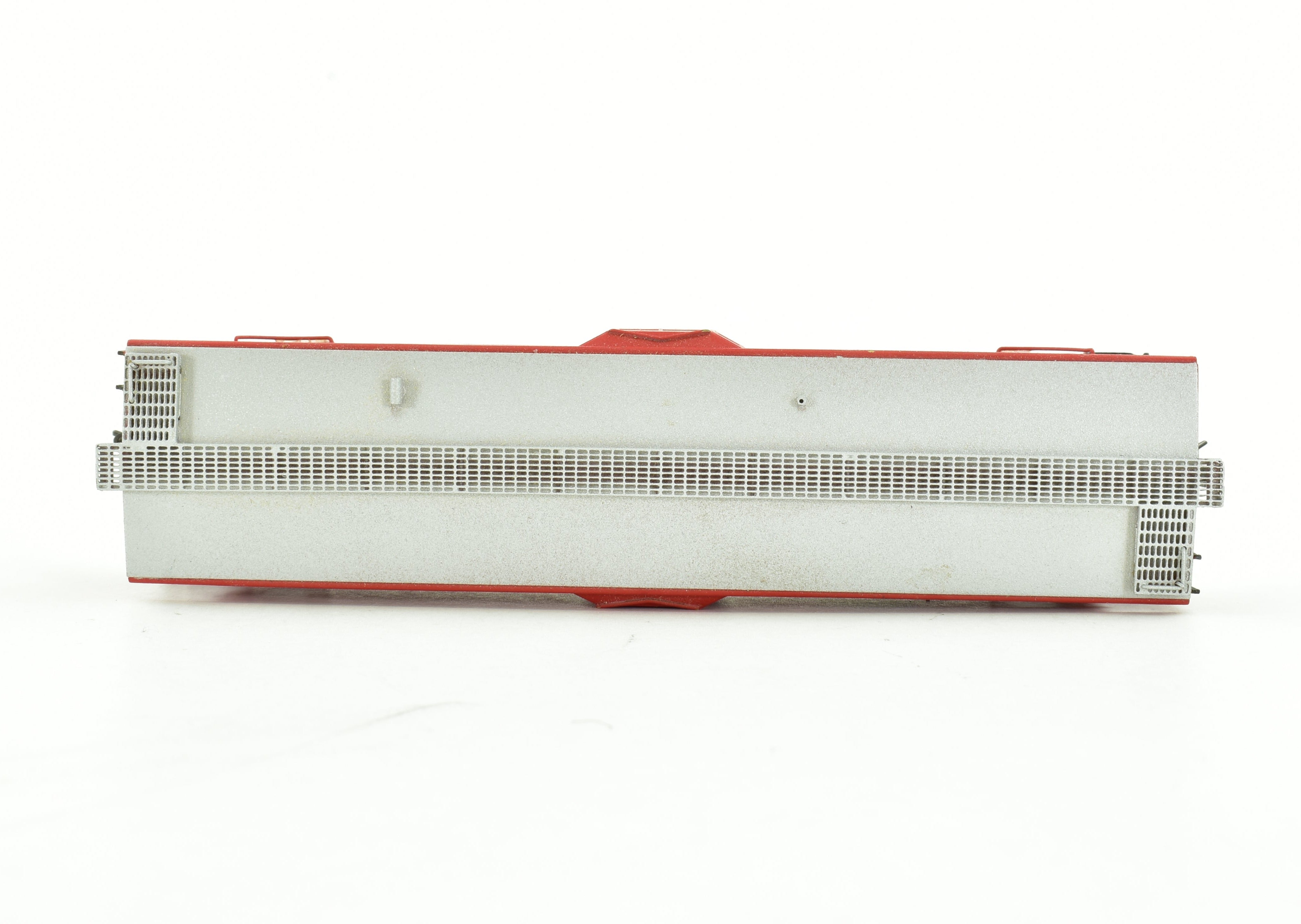 HO Scale Brass Model Train - Oriental Limited Great Northern Bay Window Caboose CP No. X271, a Collectible Train Model
