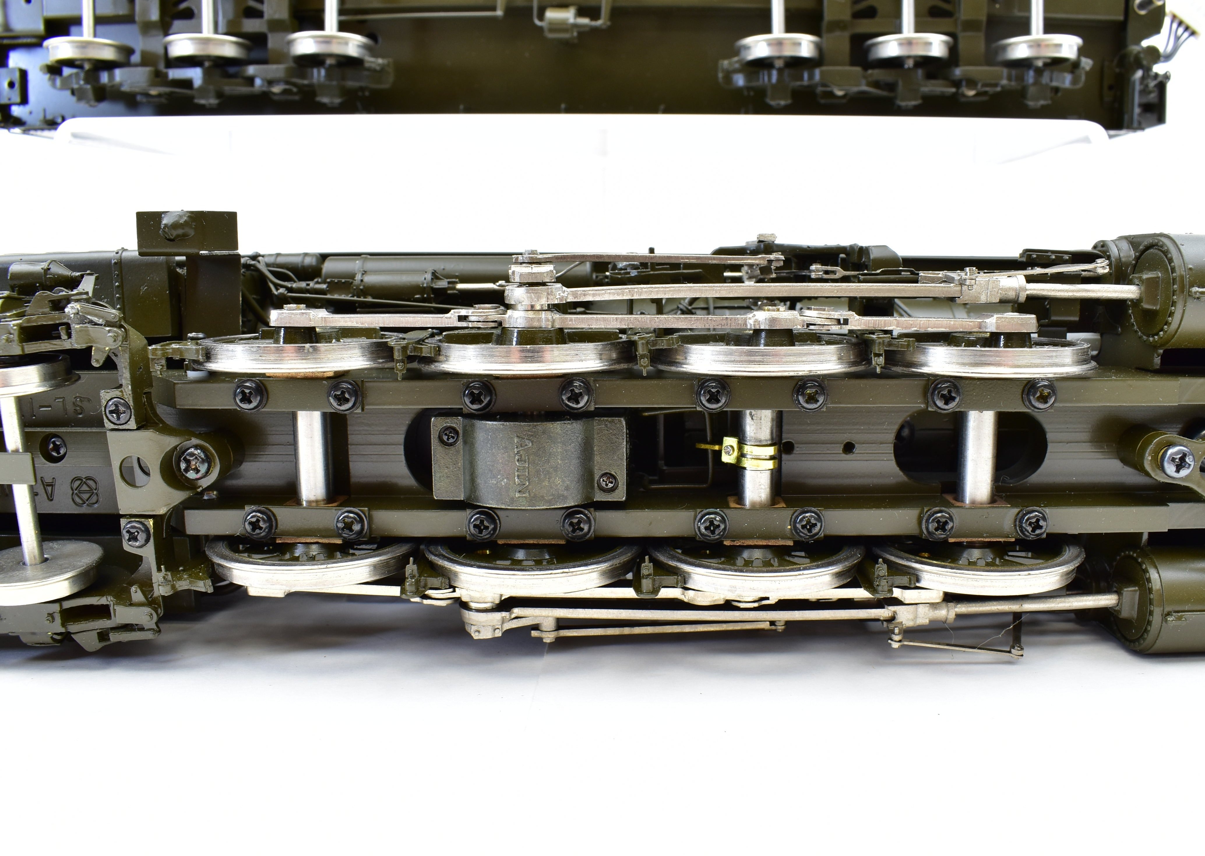 O Scale Brass Model Train - Overland Models, Inc. Pittsburgh & Lake Erie A-2 2-8-4 Factory Painted by Ajin in Korea