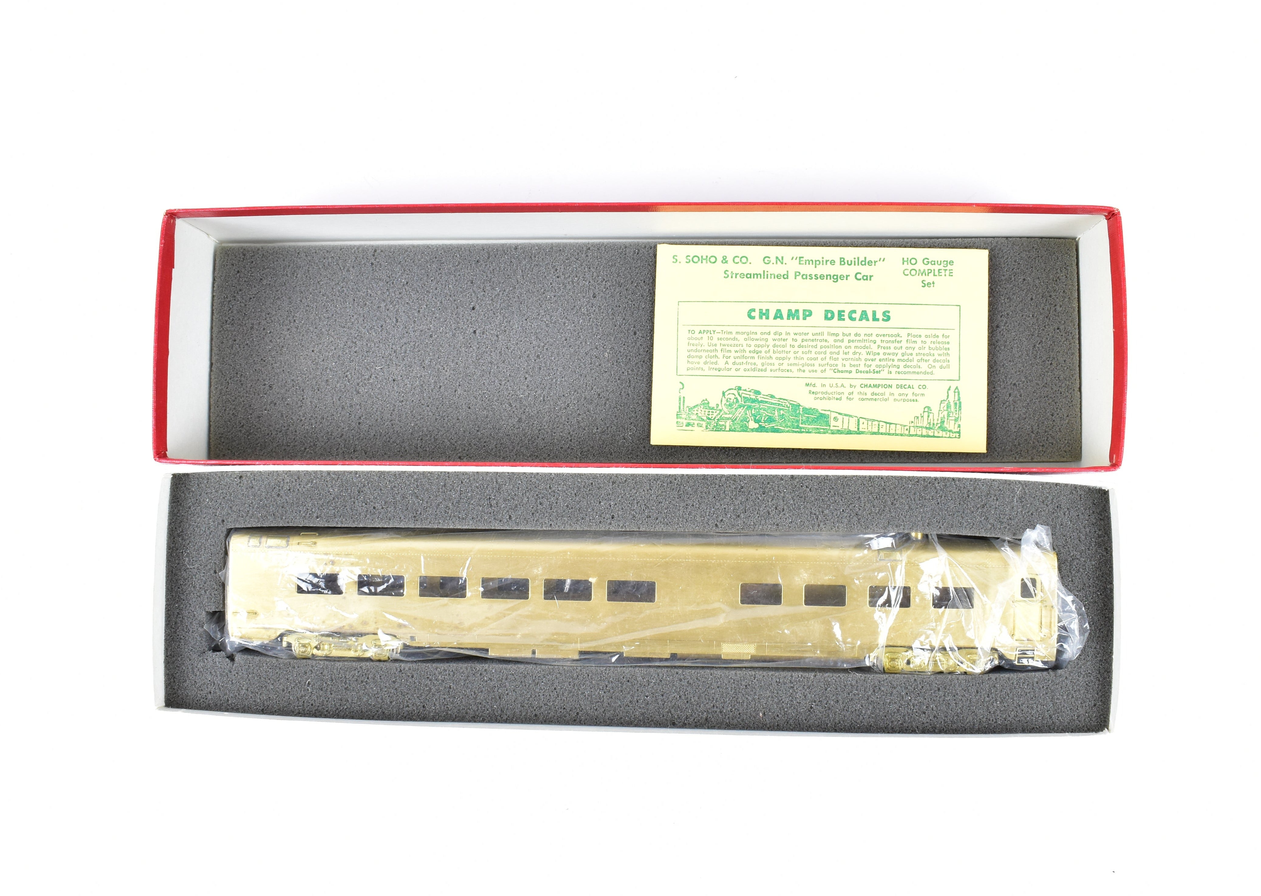HO Scale Brass Dining Car Model - Great Northern #1250 Lake Series Diner by S. Soho & Co.