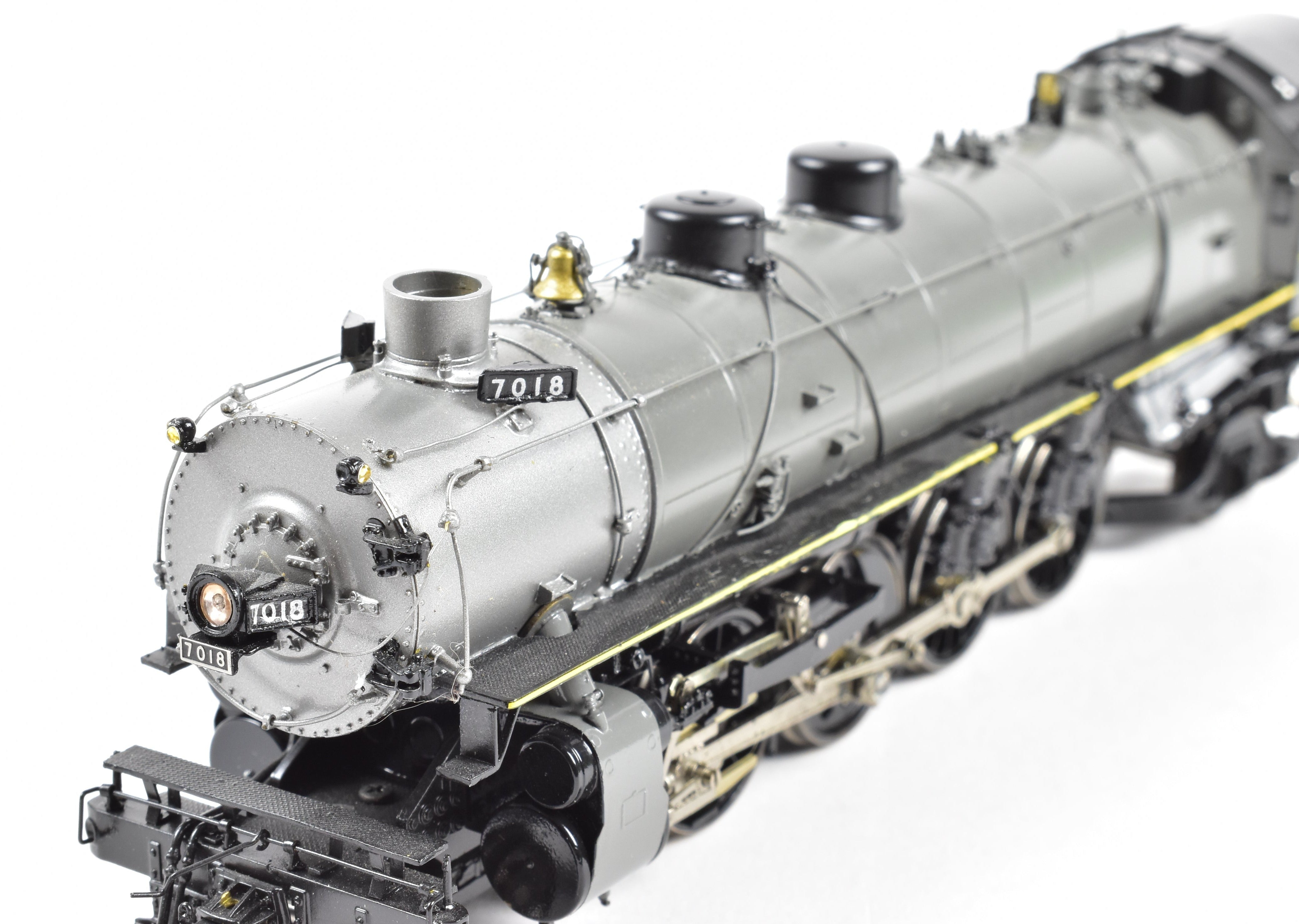 HO Scale Brass OMI UP 4-8-2 F/P TTG Model #7018 with Yellow Stripes